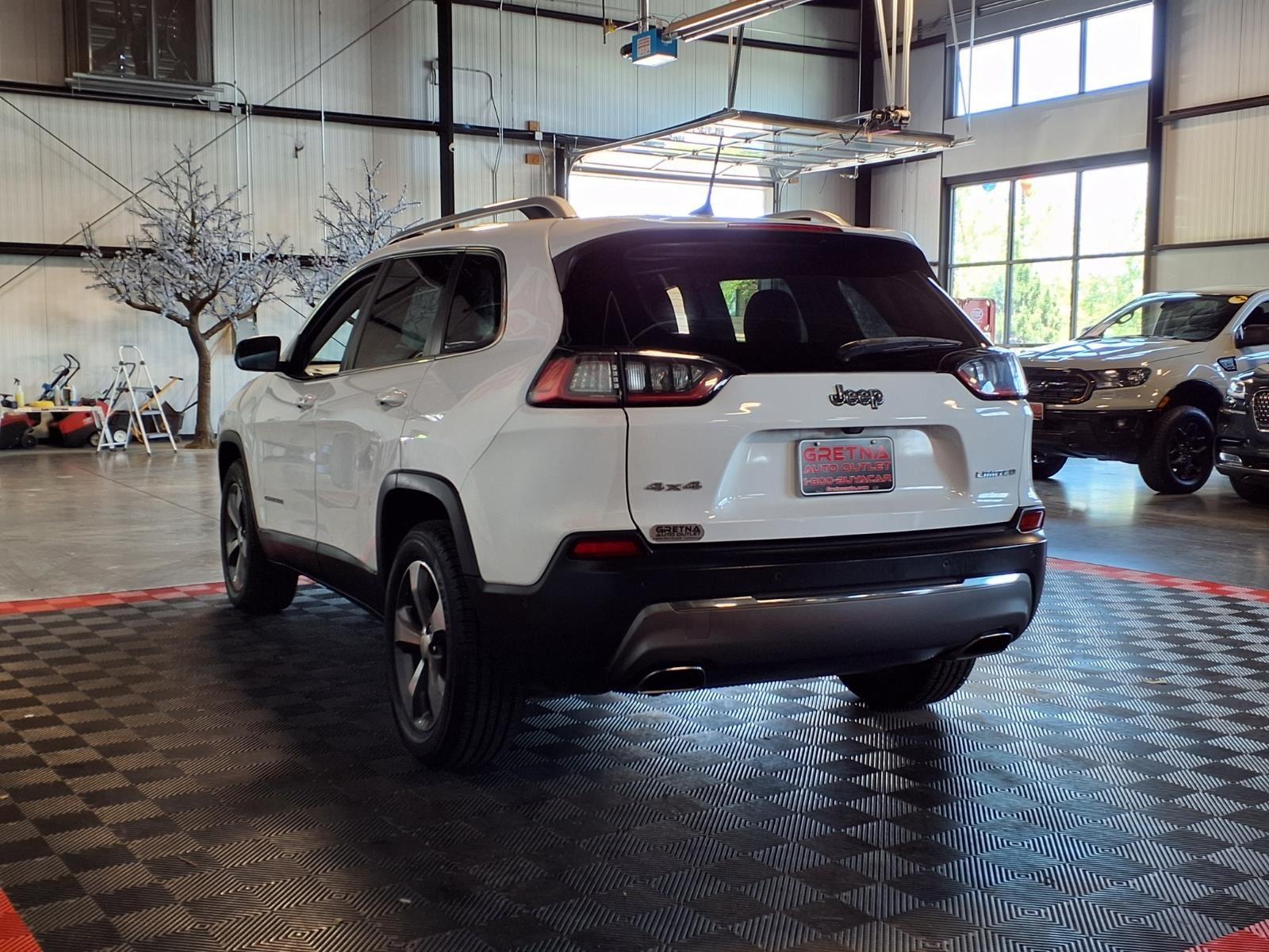 2019 Jeep Cherokee Limited - Bright White Clearcoat exterior view 4