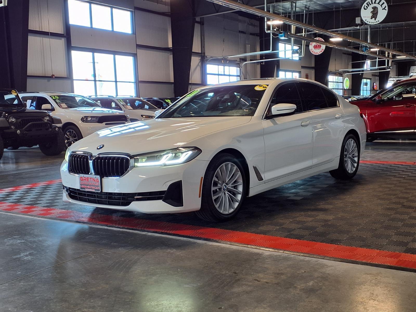 2021 BMW 5 Series 530i xDrive - Alpine White exterior view 3