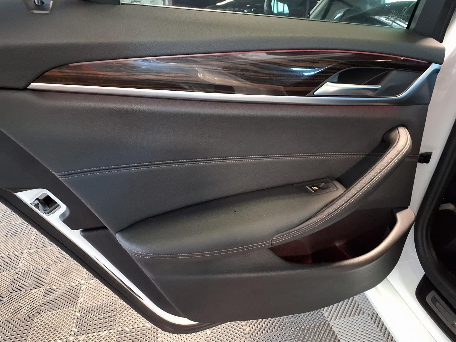 2021 BMW 5 Series 530i xDrive - Alpine White exterior view 13