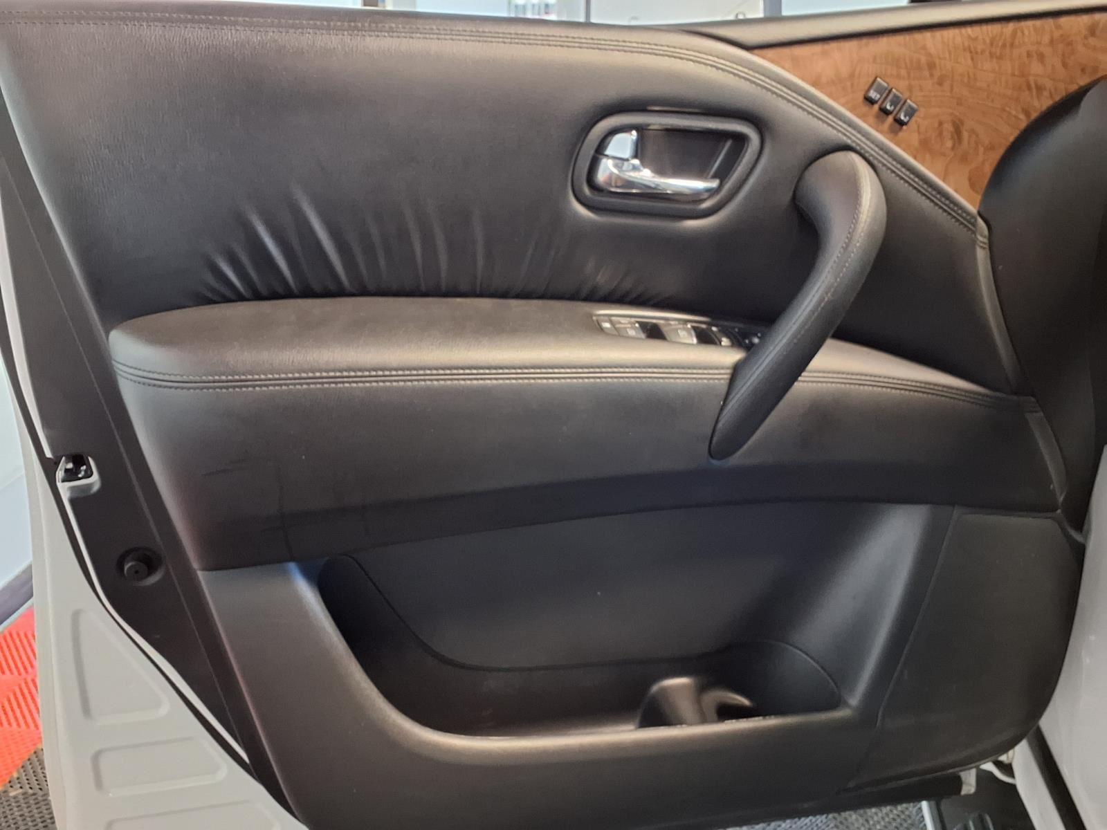 2023 Nissan Armada SL - Aspen White Tricoat exterior view 17