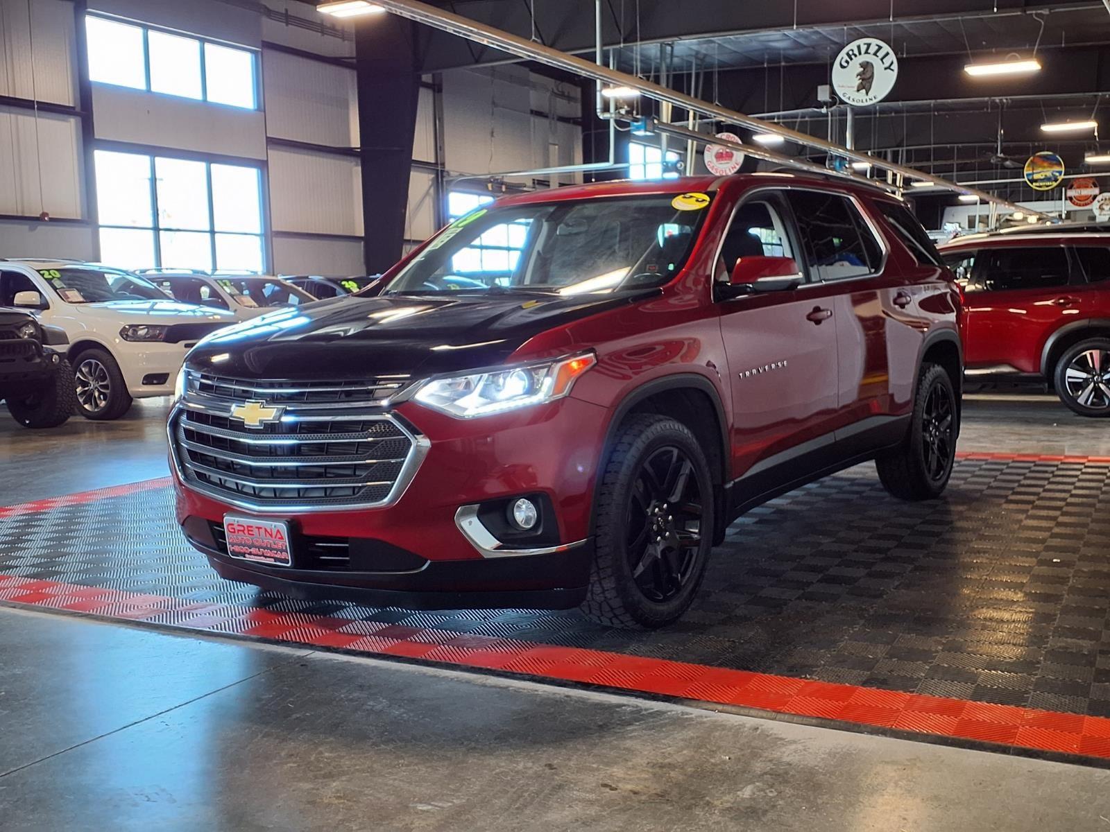 2019 Chevrolet Traverse LT Cloth - Cajun Red Tintcoat exterior view 3