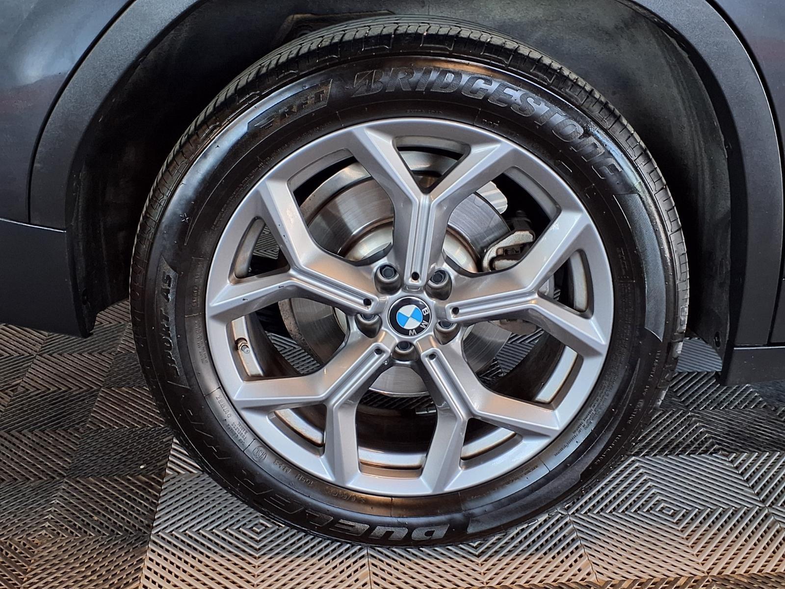 2024 BMW X3 sDrive30i - Dark Graphite Metallic exterior view 9