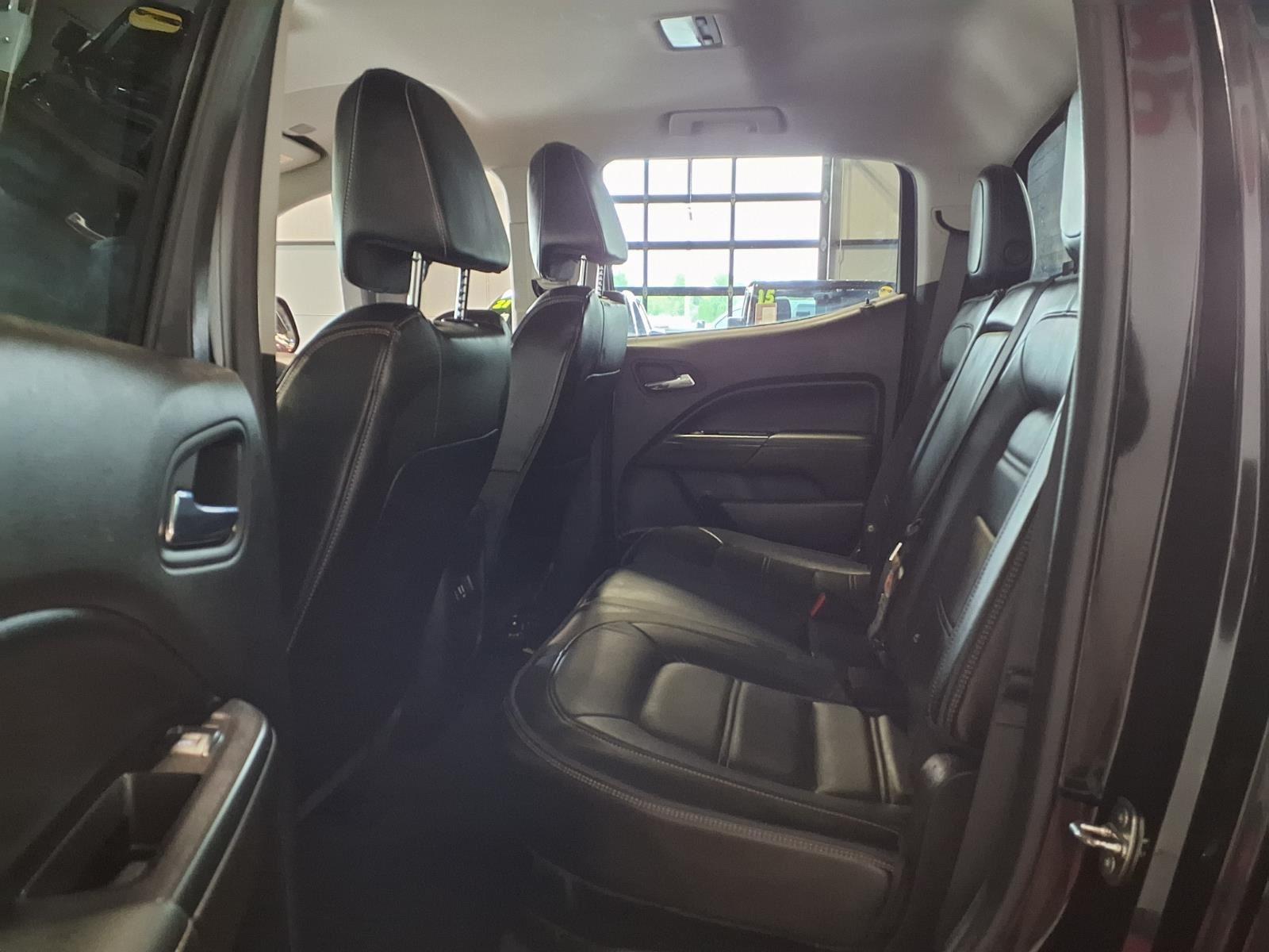 2020 GMC Canyon 4WD Denali - Onyx Black exterior view 13