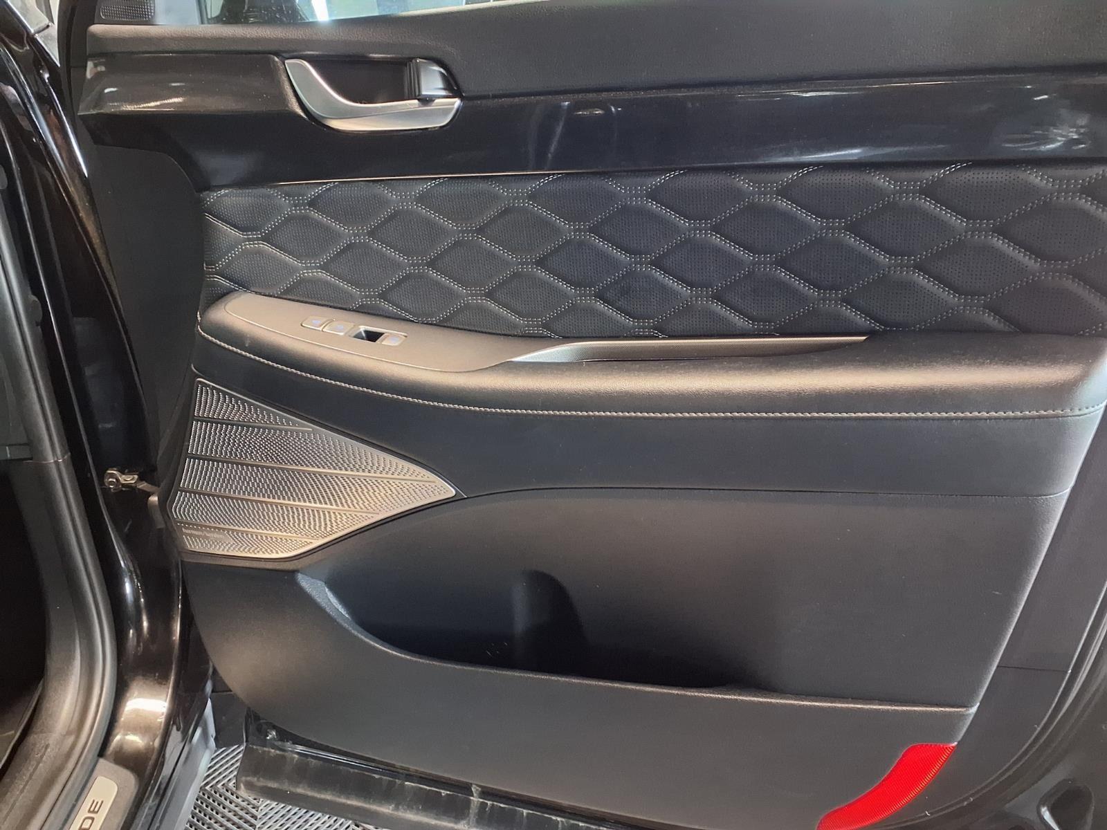 2020 Hyundai Palisade Limited - Becketts Black exterior view 11