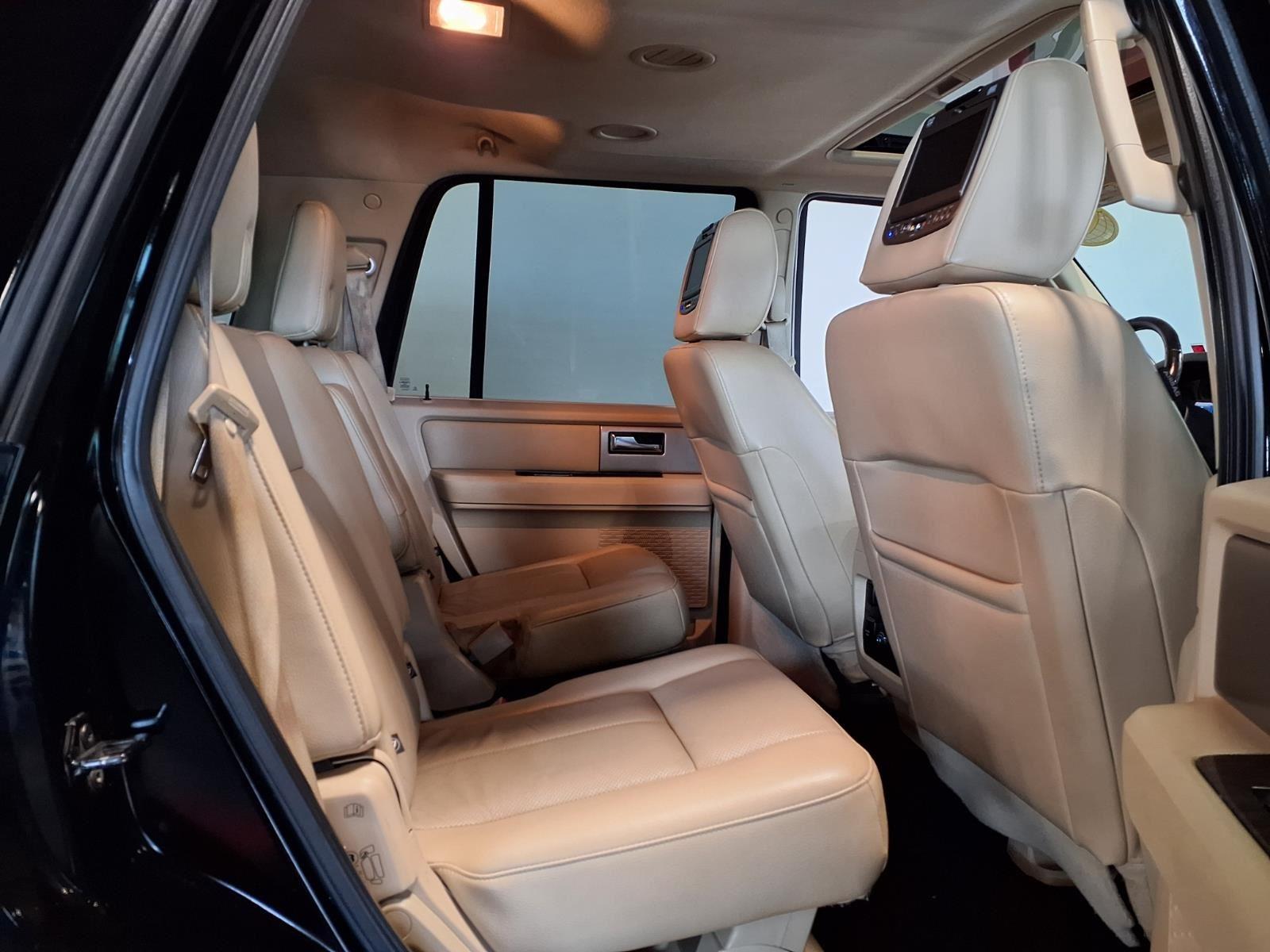 2017 Ford Expedition Limited - Shadow Black exterior view 11