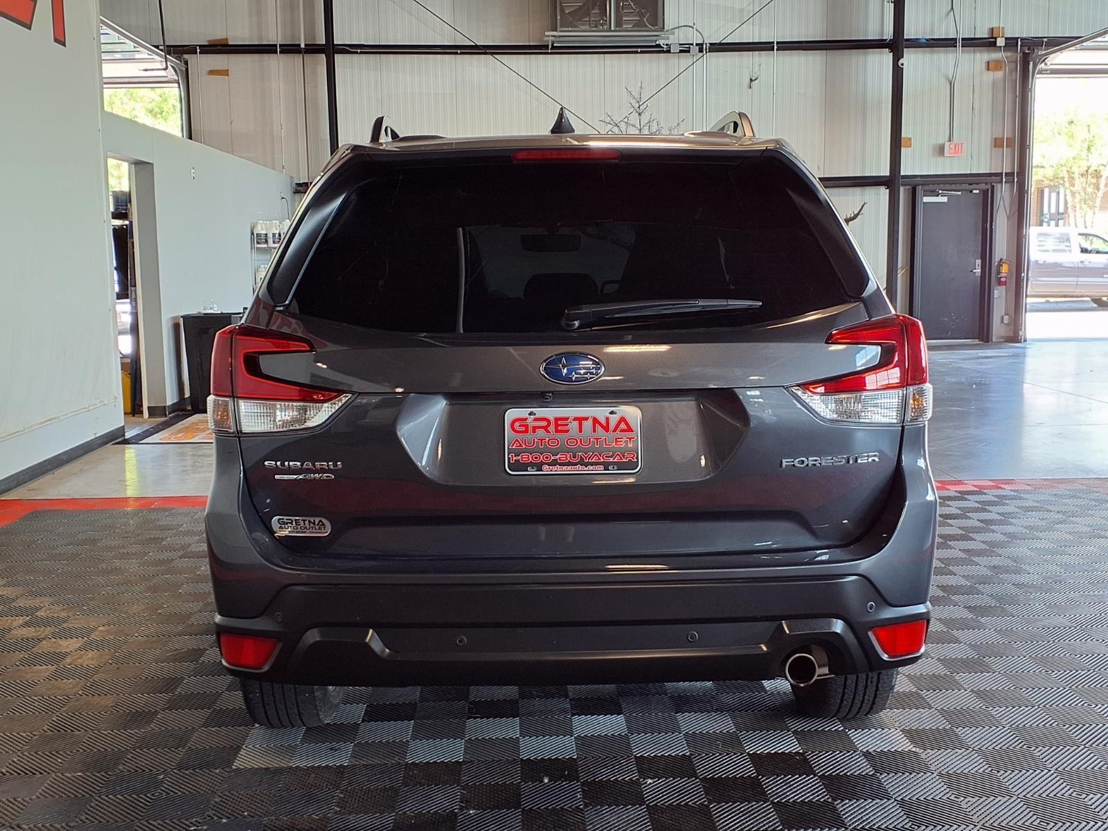 2023 Subaru Forester Limited - Magnetite Gray Metallic exterior view 5