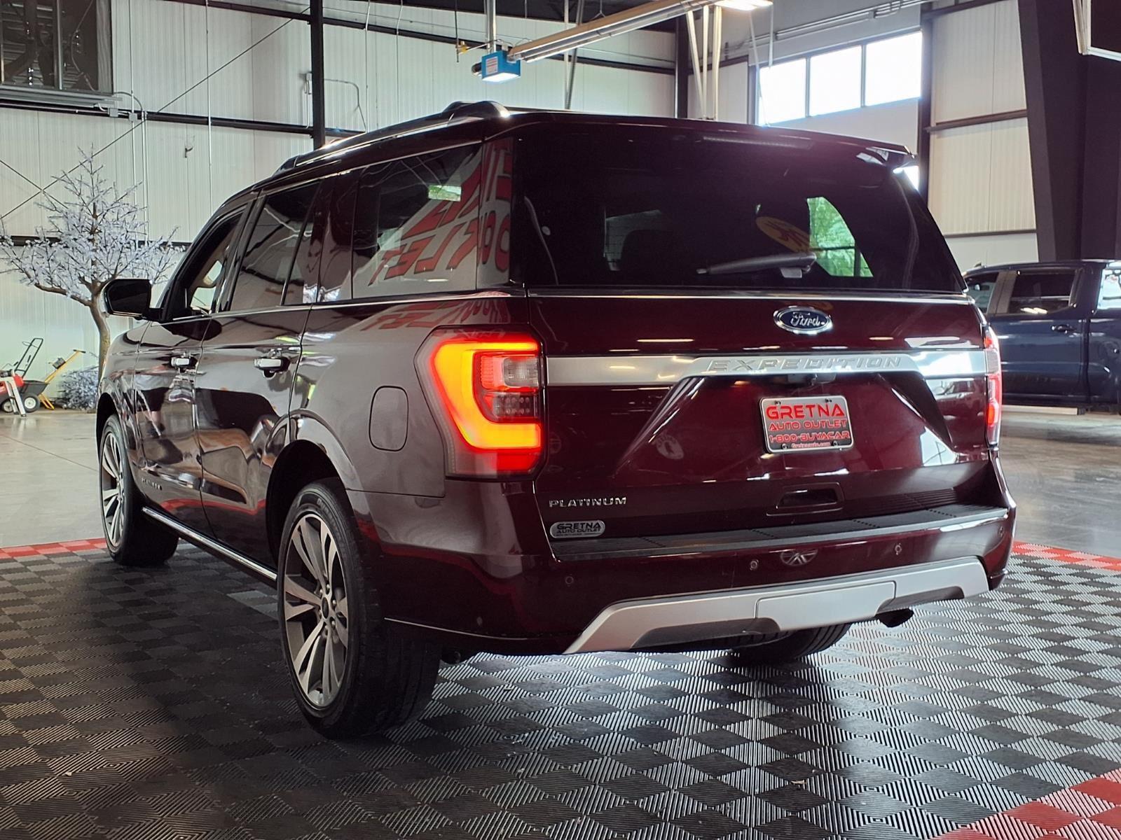 2020 Ford Expedition Platinum - Burgundy Velvet Metallic Tinted Clearcoat exterior view 4