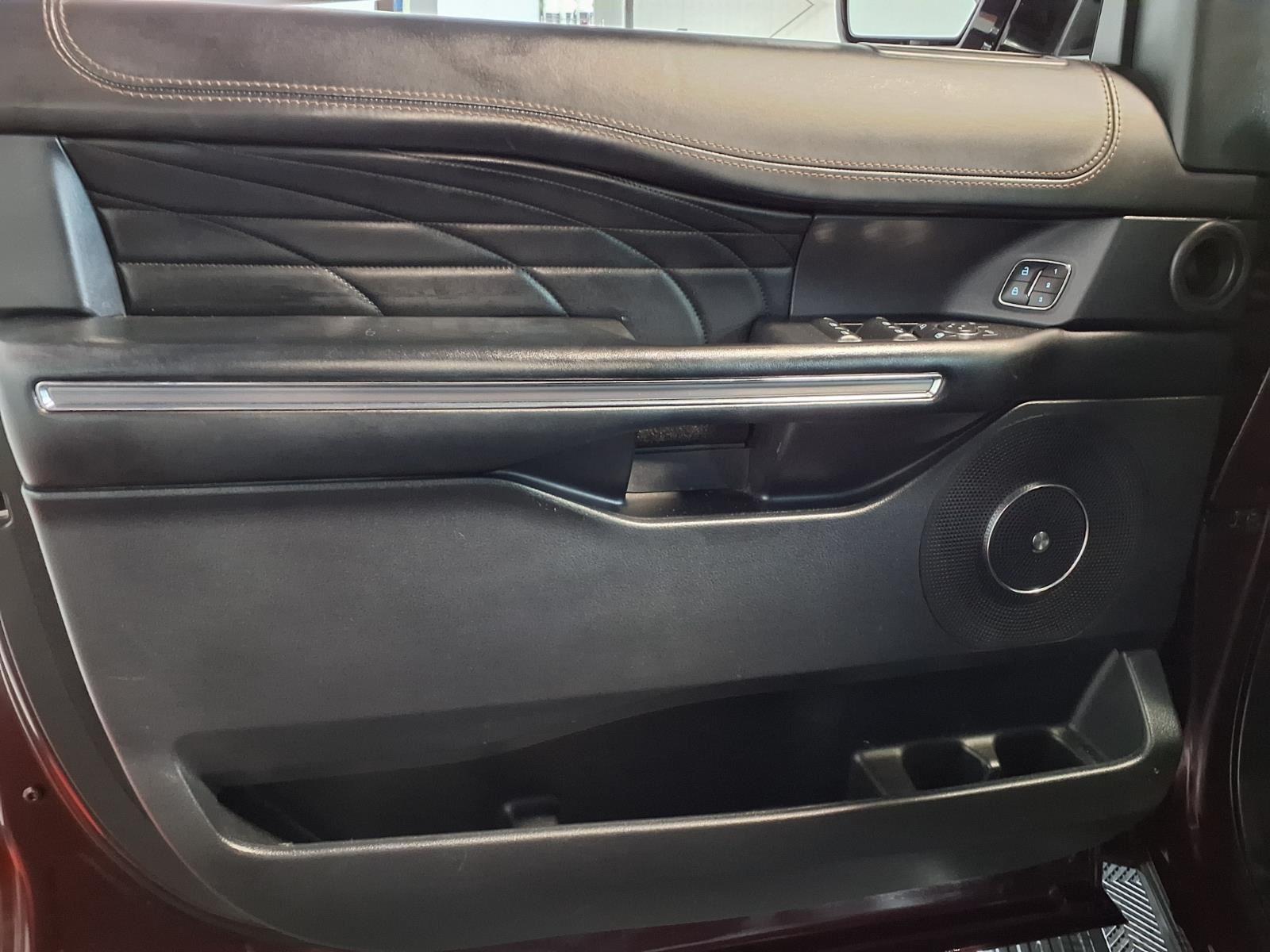 2020 Ford Expedition Platinum - Burgundy Velvet Metallic Tinted Clearcoat exterior view 19