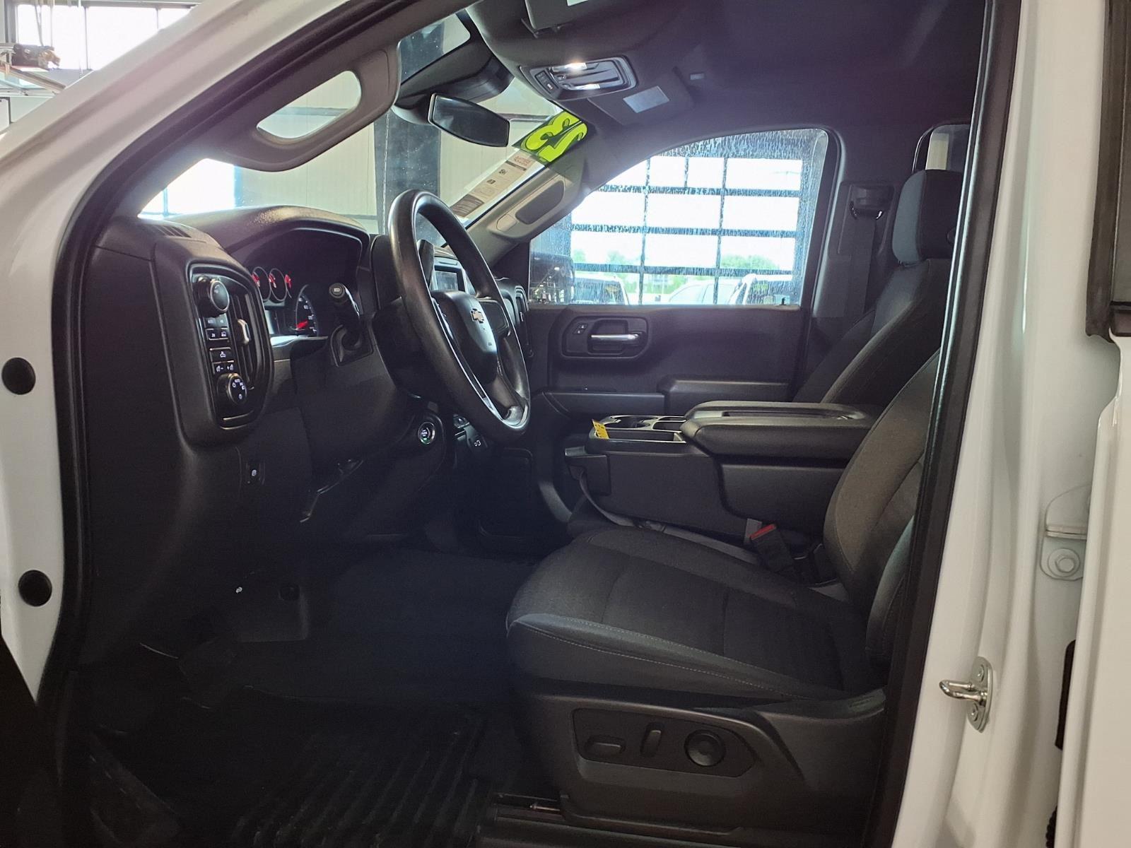 2023 Chevrolet Silverado 1500 Custom - Summit White exterior view 17