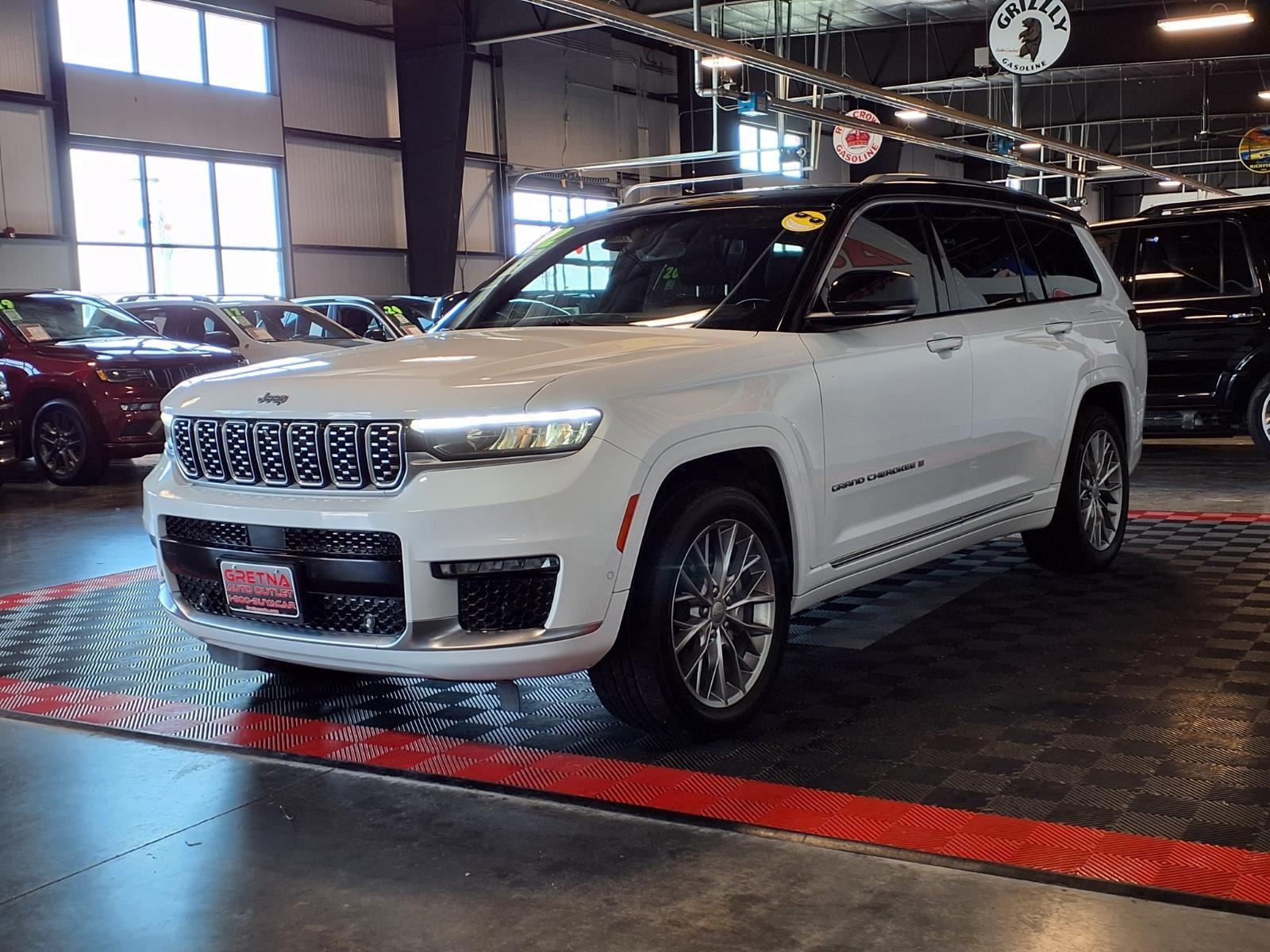 2022 Jeep Grand Cherokee L Summit - Bright White Clearcoat exterior view 3