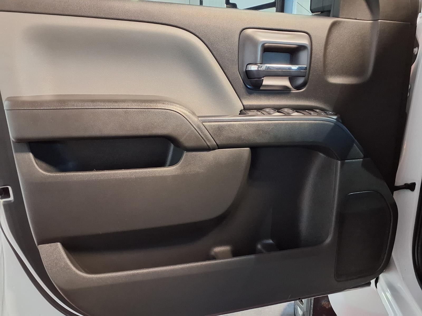 2022 Chevrolet Silverado MD Work Truck - Summit White exterior view 15