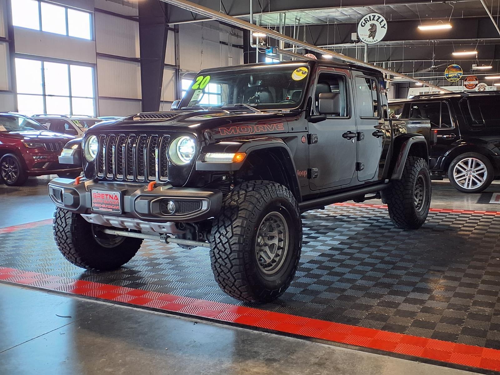 2020 Jeep Gladiator Mojave - Black Clearcoat exterior view 3
