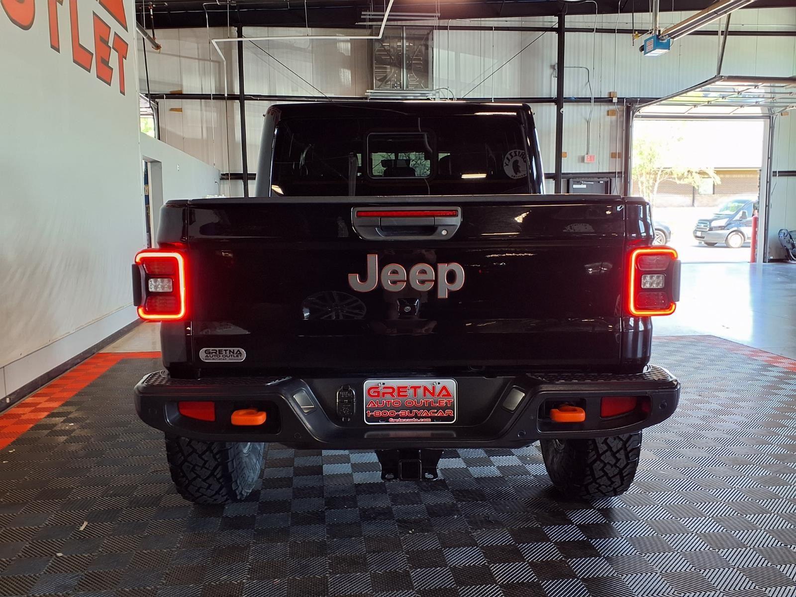 2020 Jeep Gladiator Mojave - Black Clearcoat exterior view 5