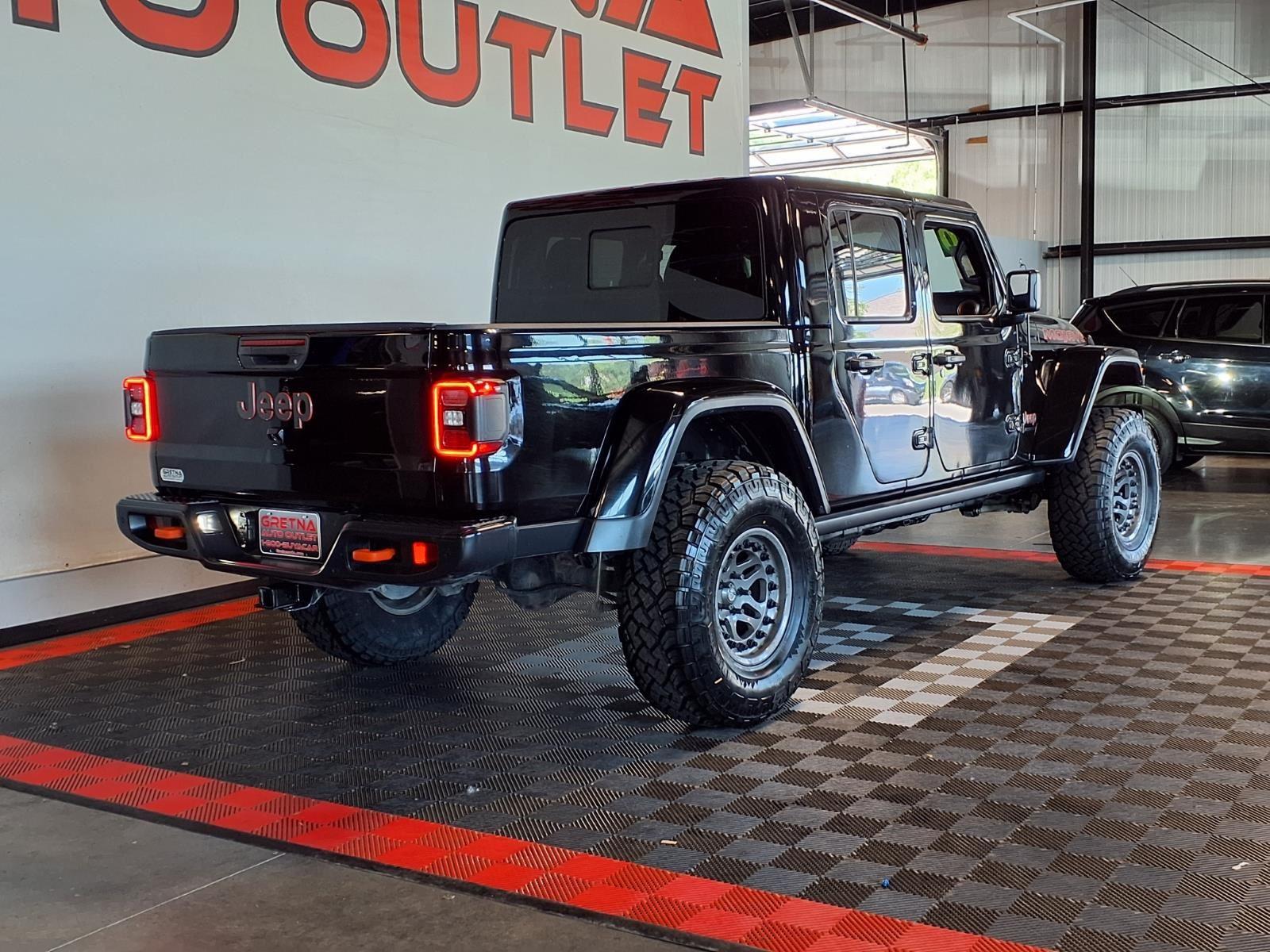 2020 Jeep Gladiator Mojave - Black Clearcoat exterior view 7