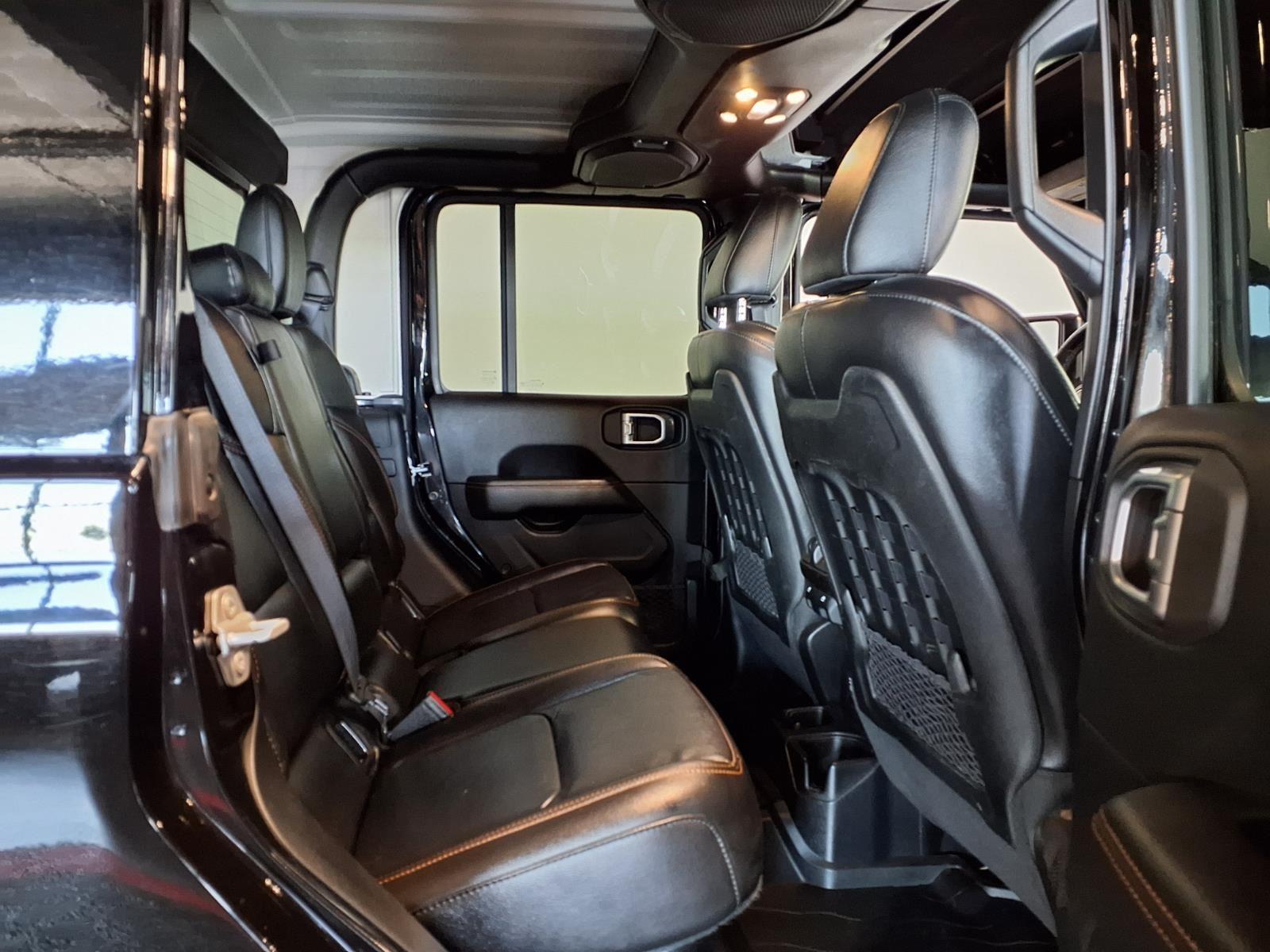 2020 Jeep Gladiator Mojave - Black Clearcoat exterior view 10