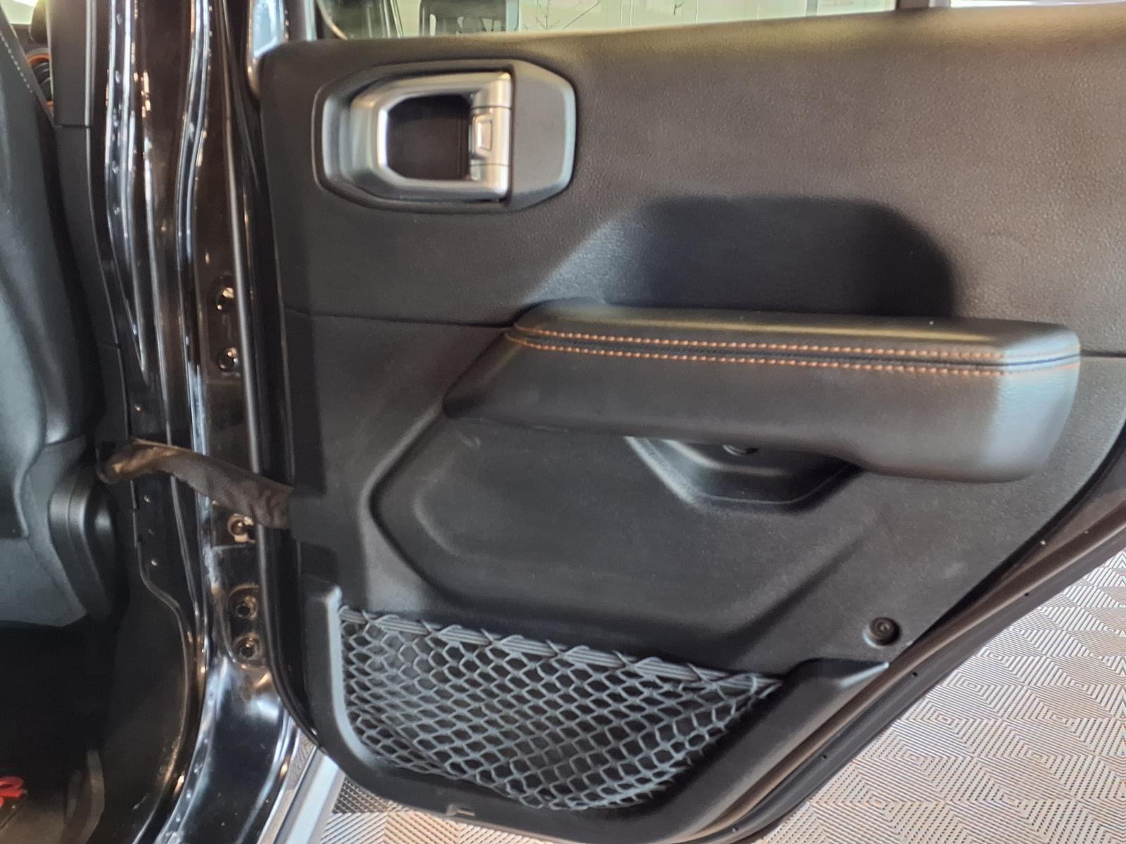 2020 Jeep Gladiator Mojave - Black Clearcoat exterior view 11