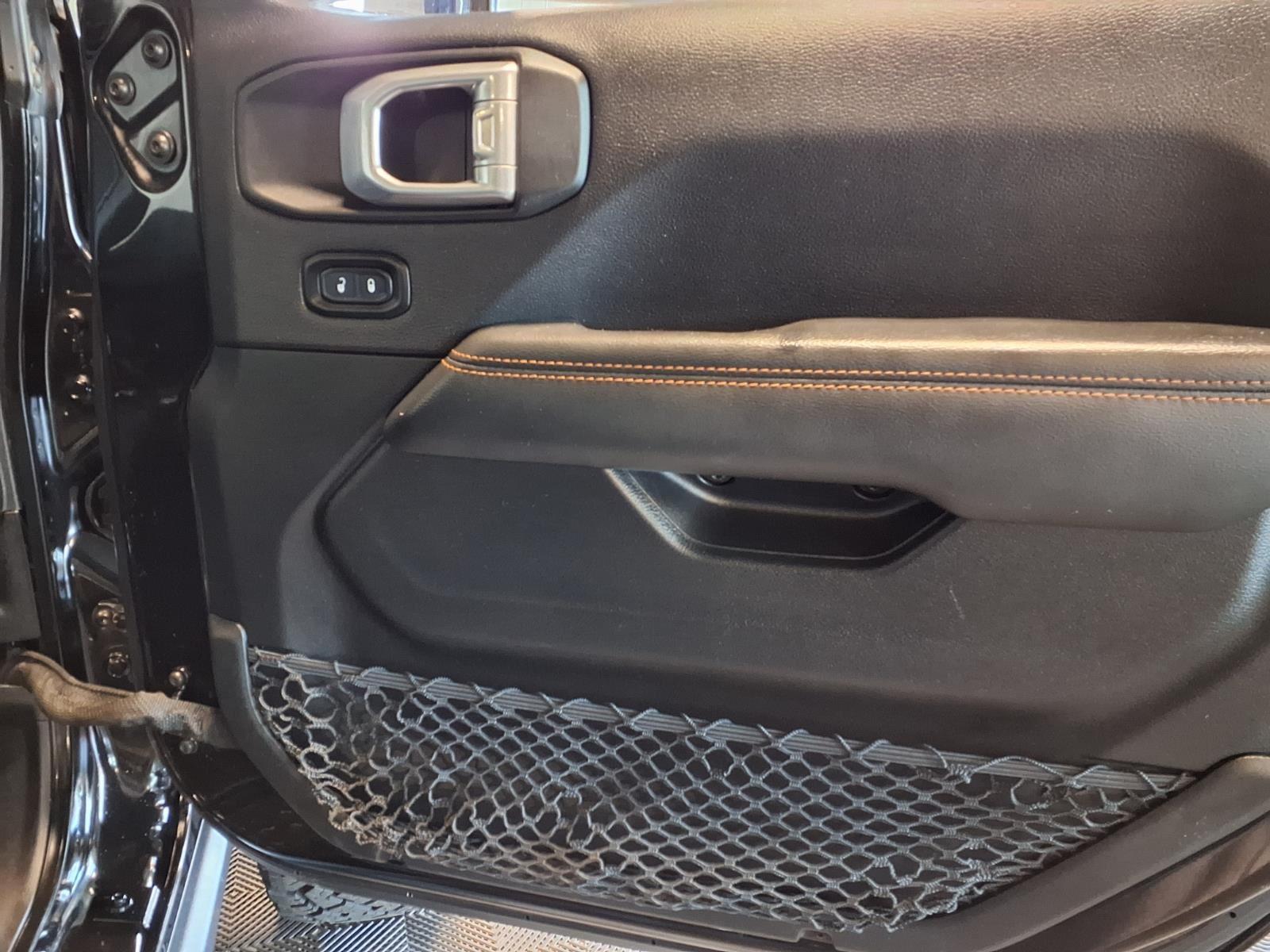 2020 Jeep Gladiator Mojave - Black Clearcoat exterior view 13