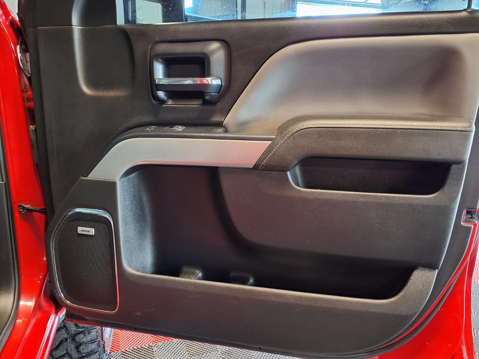 2015 Chevrolet Silverado 2500HD LTZ - Victory Red exterior view 12