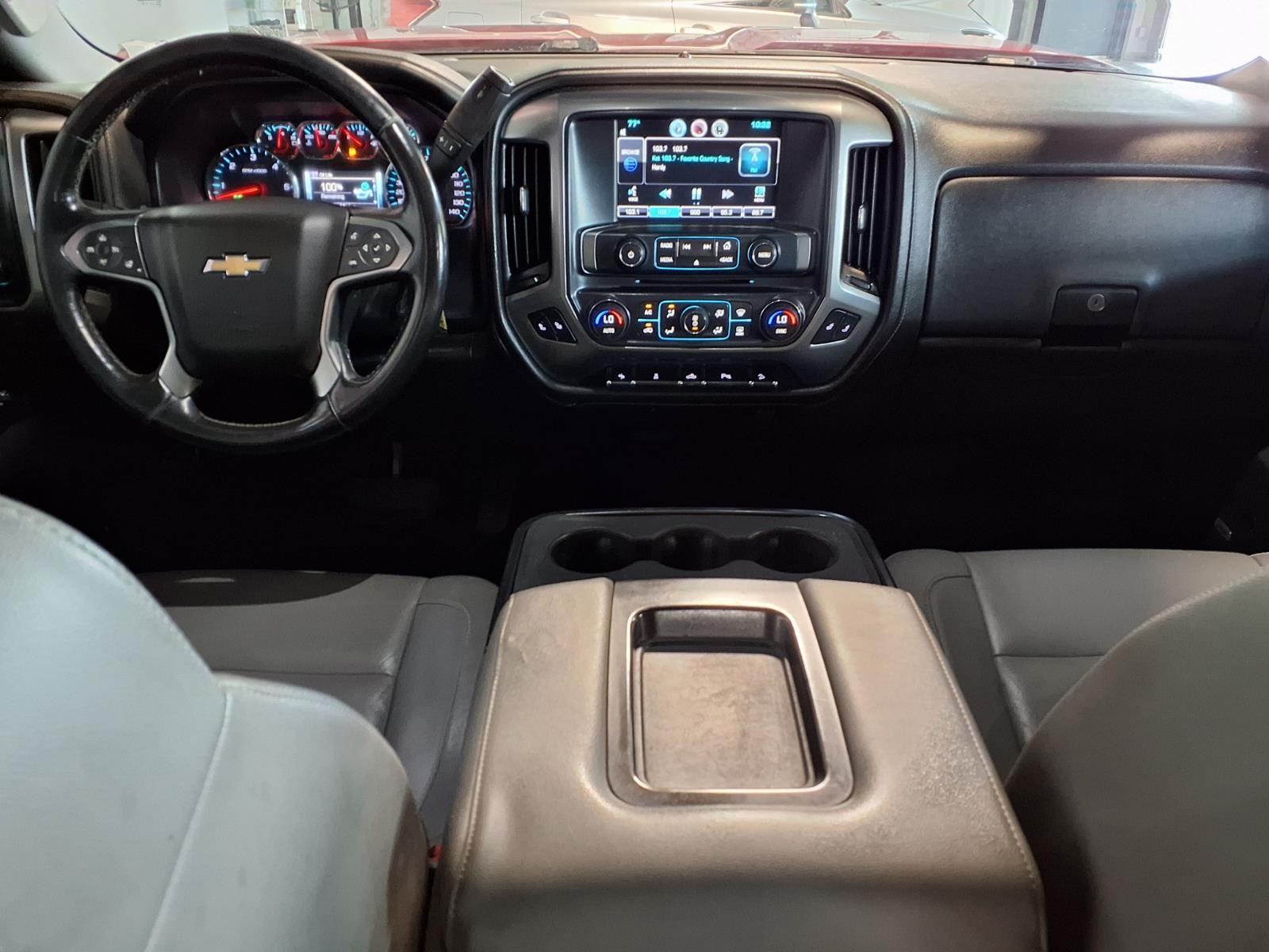 2015 Chevrolet Silverado 2500HD LTZ - Victory Red exterior view 15