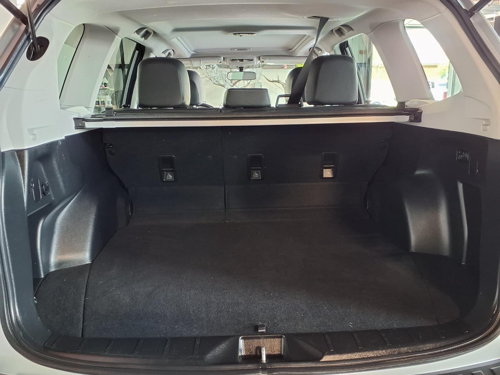 2018 Subaru Forester Limited - Ice Silver Metallic exterior view 6
