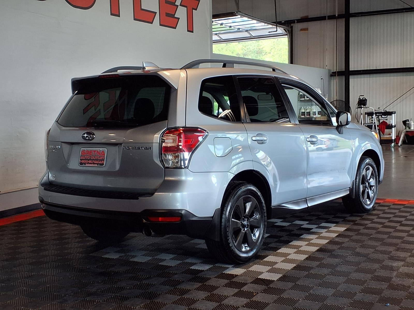 2018 Subaru Forester Limited - Ice Silver Metallic exterior view 8
