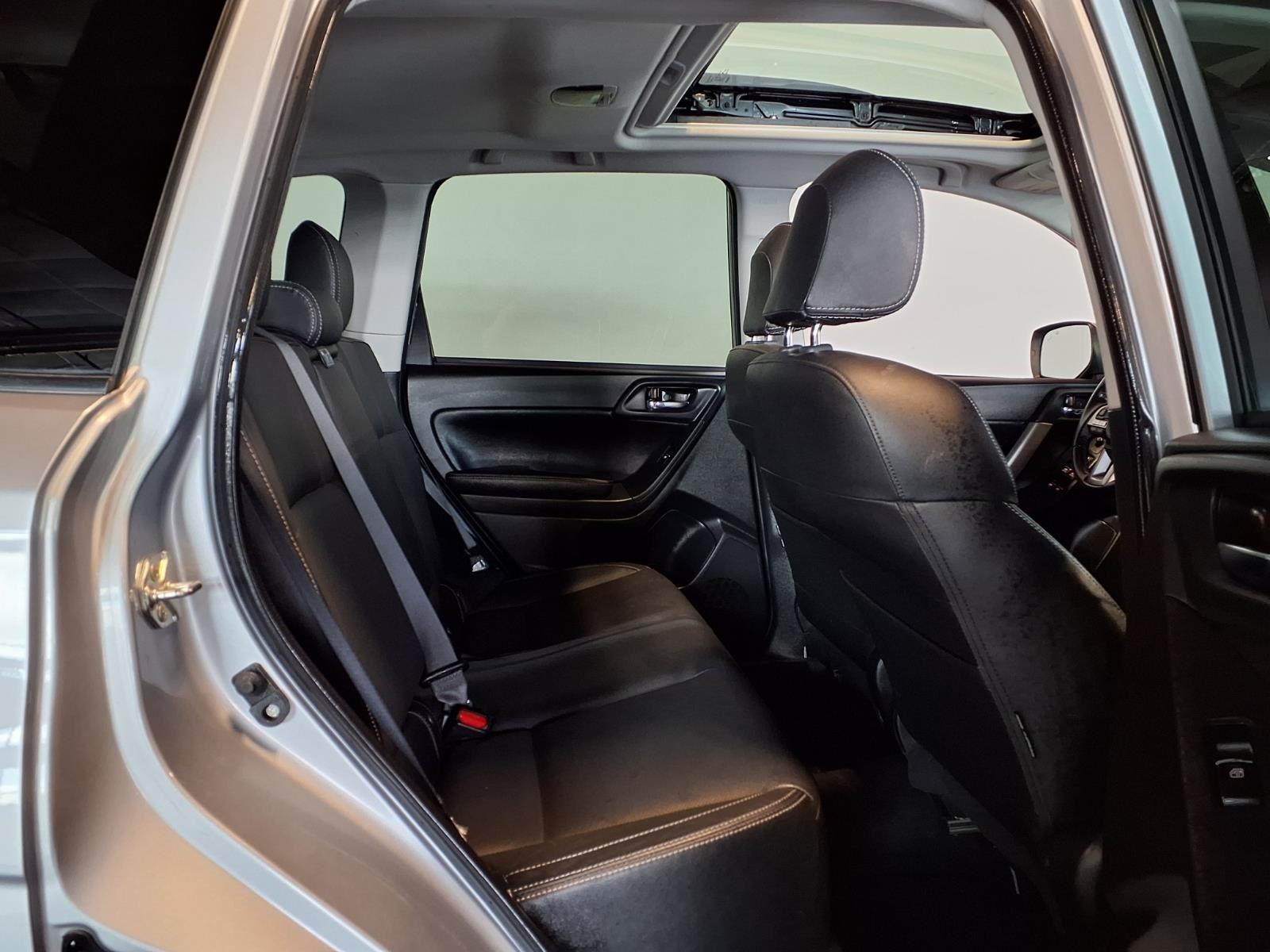 2018 Subaru Forester Limited - Ice Silver Metallic exterior view 10