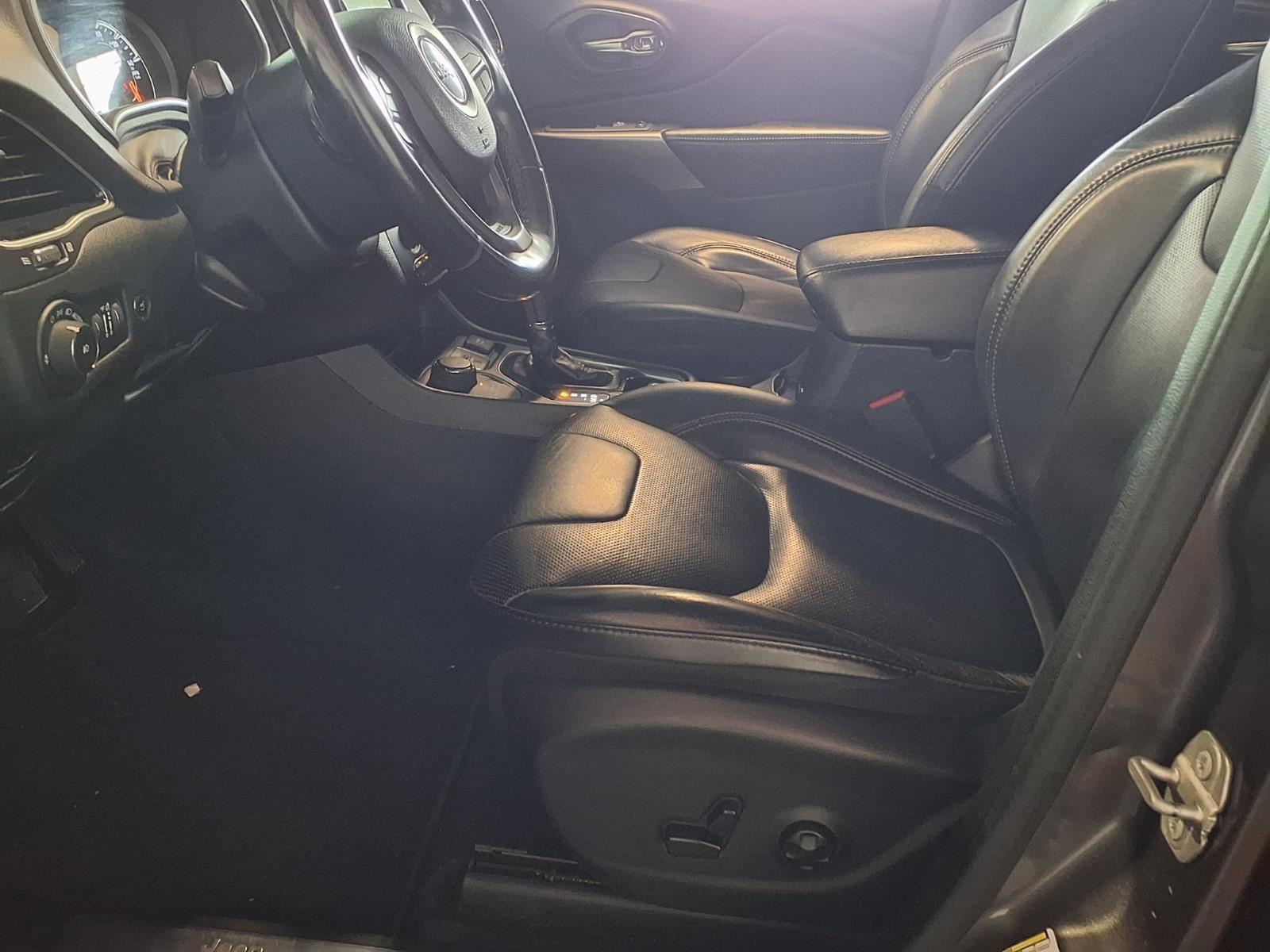 2019 Jeep Cherokee Limited - Granite Crystal Metallic Clearcoat exterior view 18