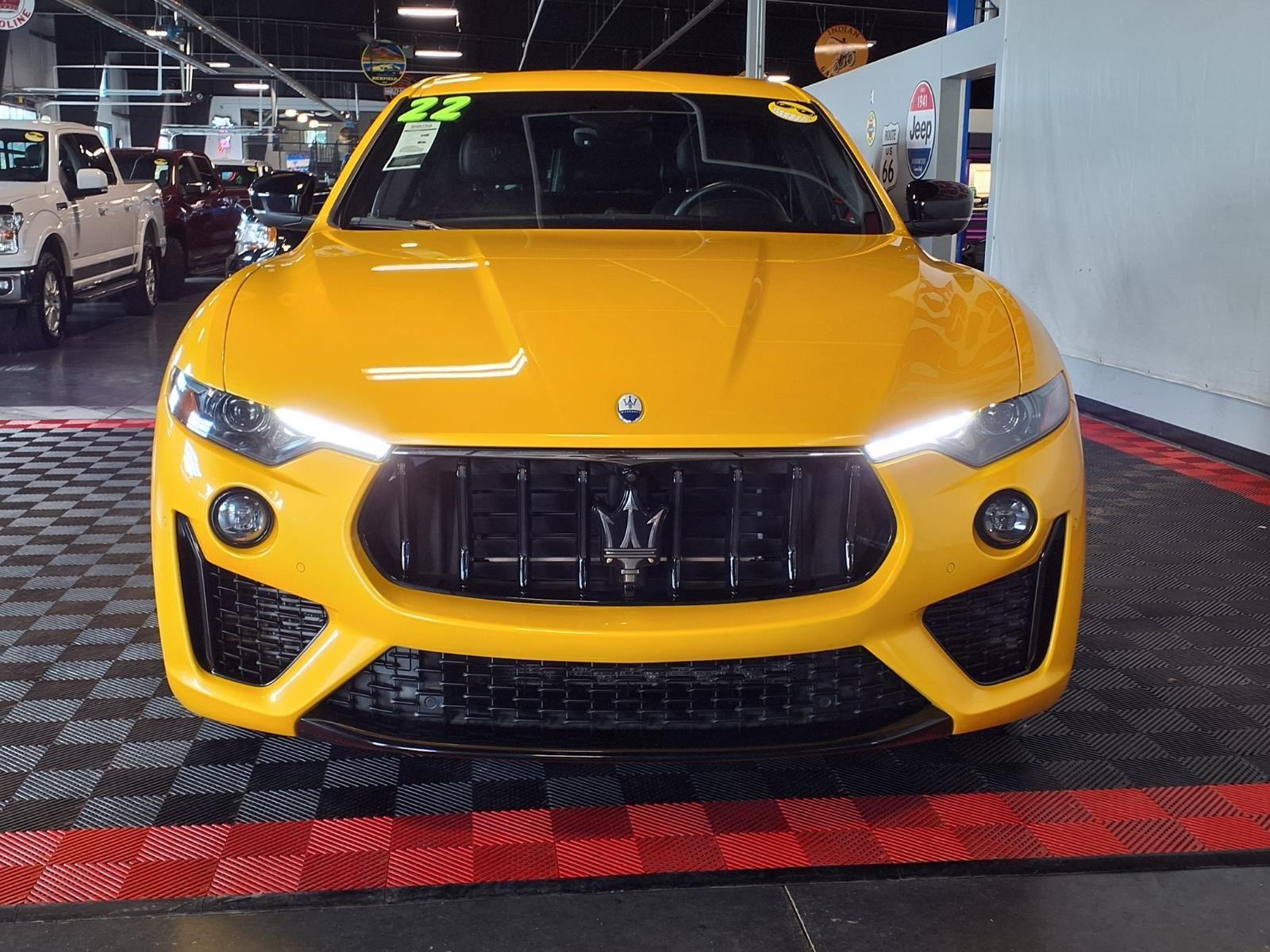 2022 Maserati Levante Modena - Nero Ribelle Metallic exterior view 2