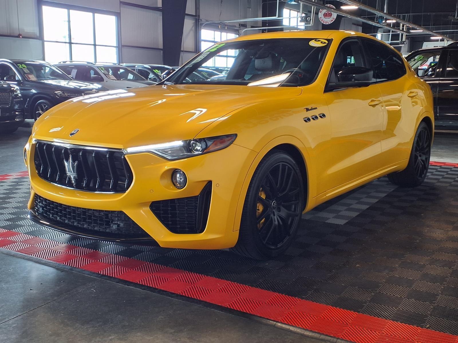 2022 Maserati Levante Modena - Nero Ribelle Metallic exterior view 3