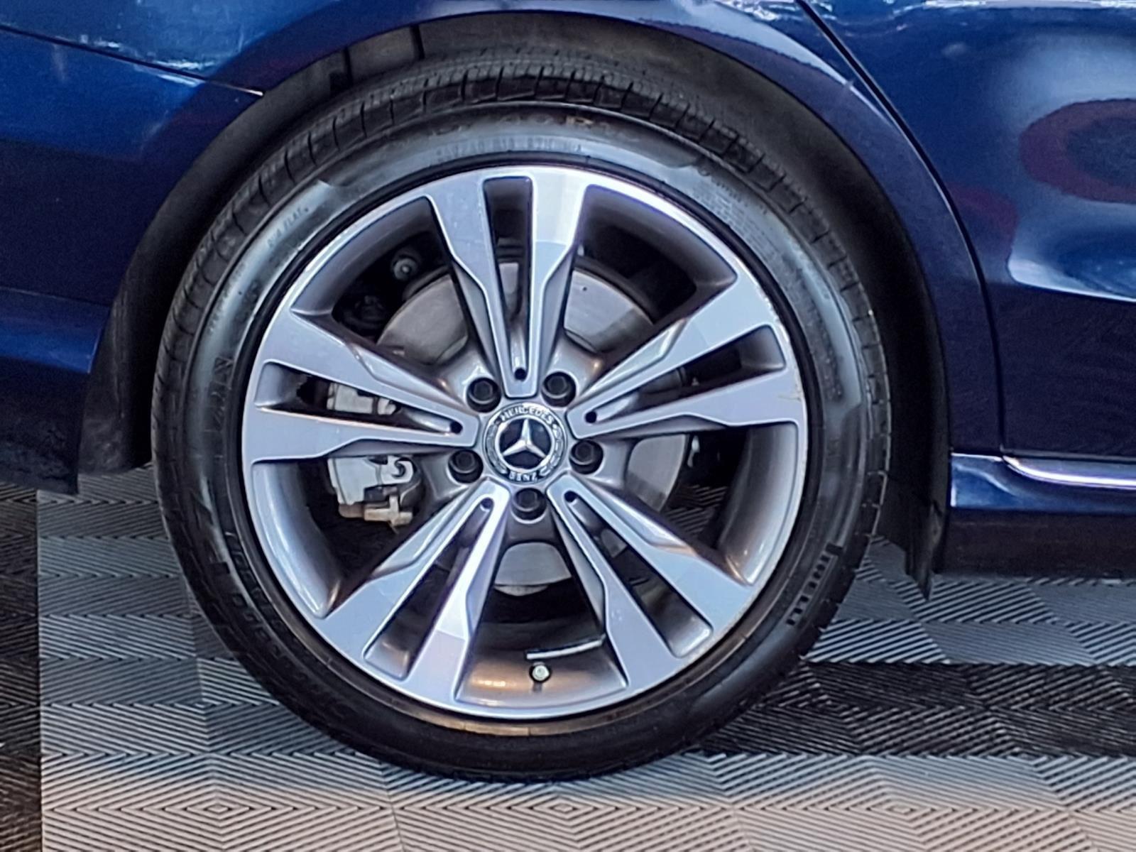 2019 Mercedes-Benz C-Class C 300 - Lunar Blue Metallic exterior view 9