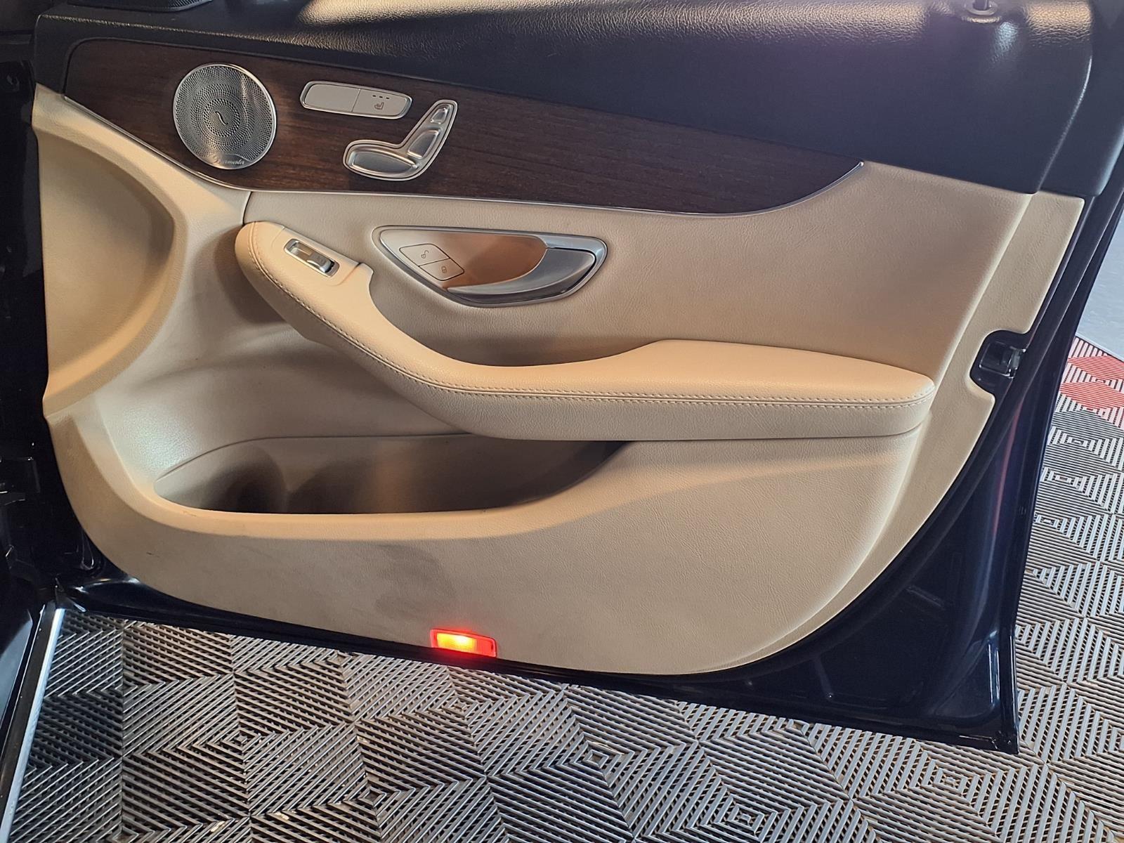 2019 Mercedes-Benz C-Class C 300 - Lunar Blue Metallic exterior view 12