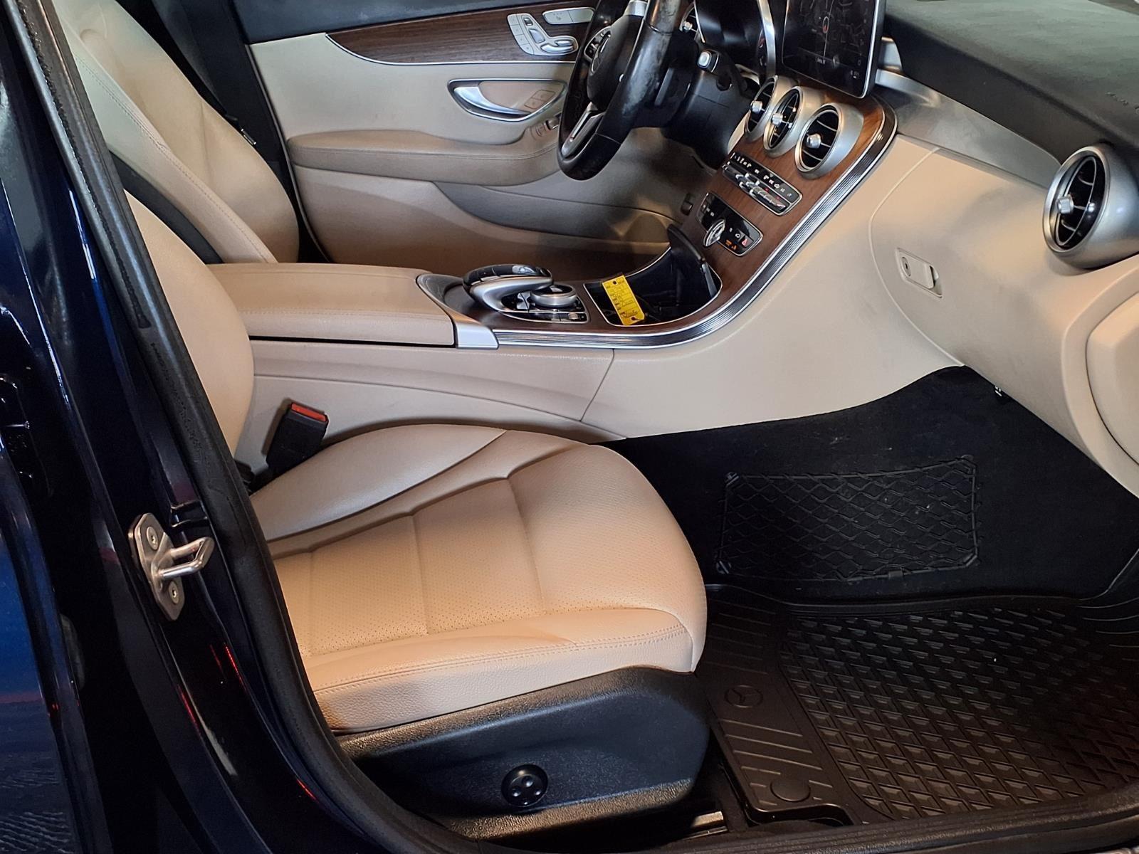 2019 Mercedes-Benz C-Class C 300 - Lunar Blue Metallic exterior view 13