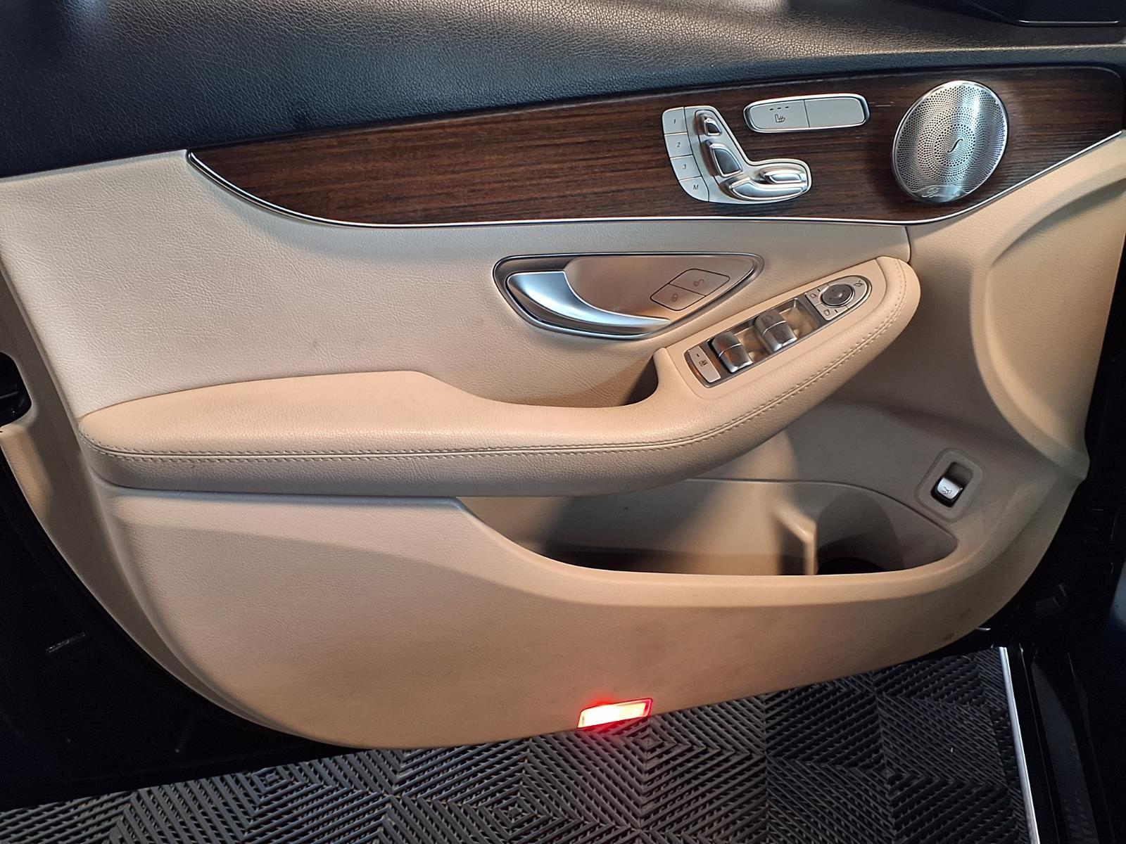 2019 Mercedes-Benz C-Class C 300 - Lunar Blue Metallic exterior view 17