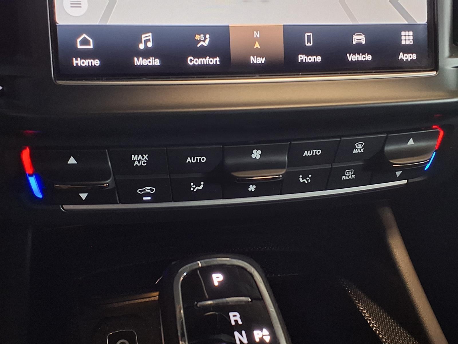 2022 Maserati Levante Modena - Nero Ribelle Metallic exterior view 20