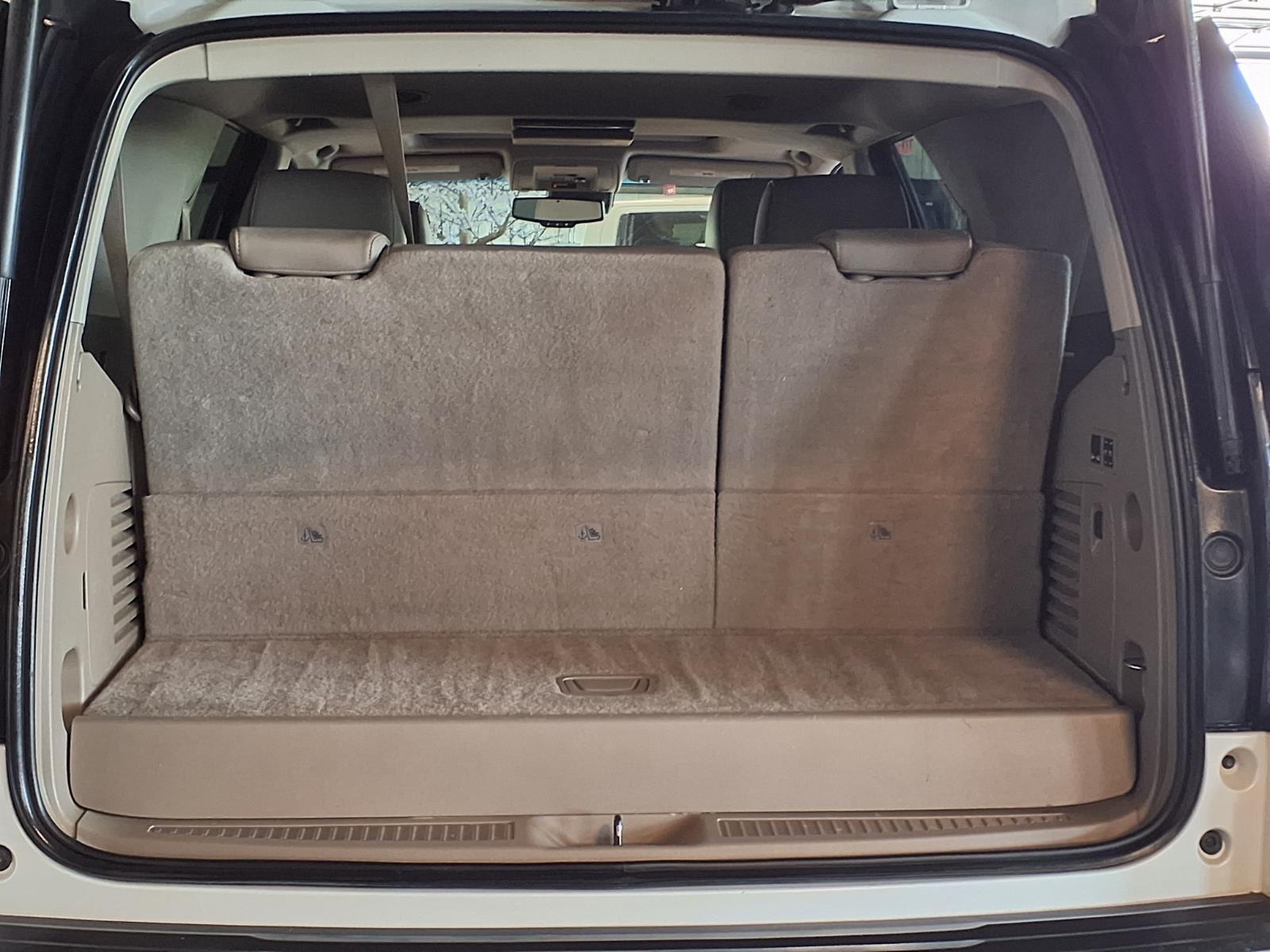 2016 GMC Yukon SLT - White Frost Tricoat exterior view 6
