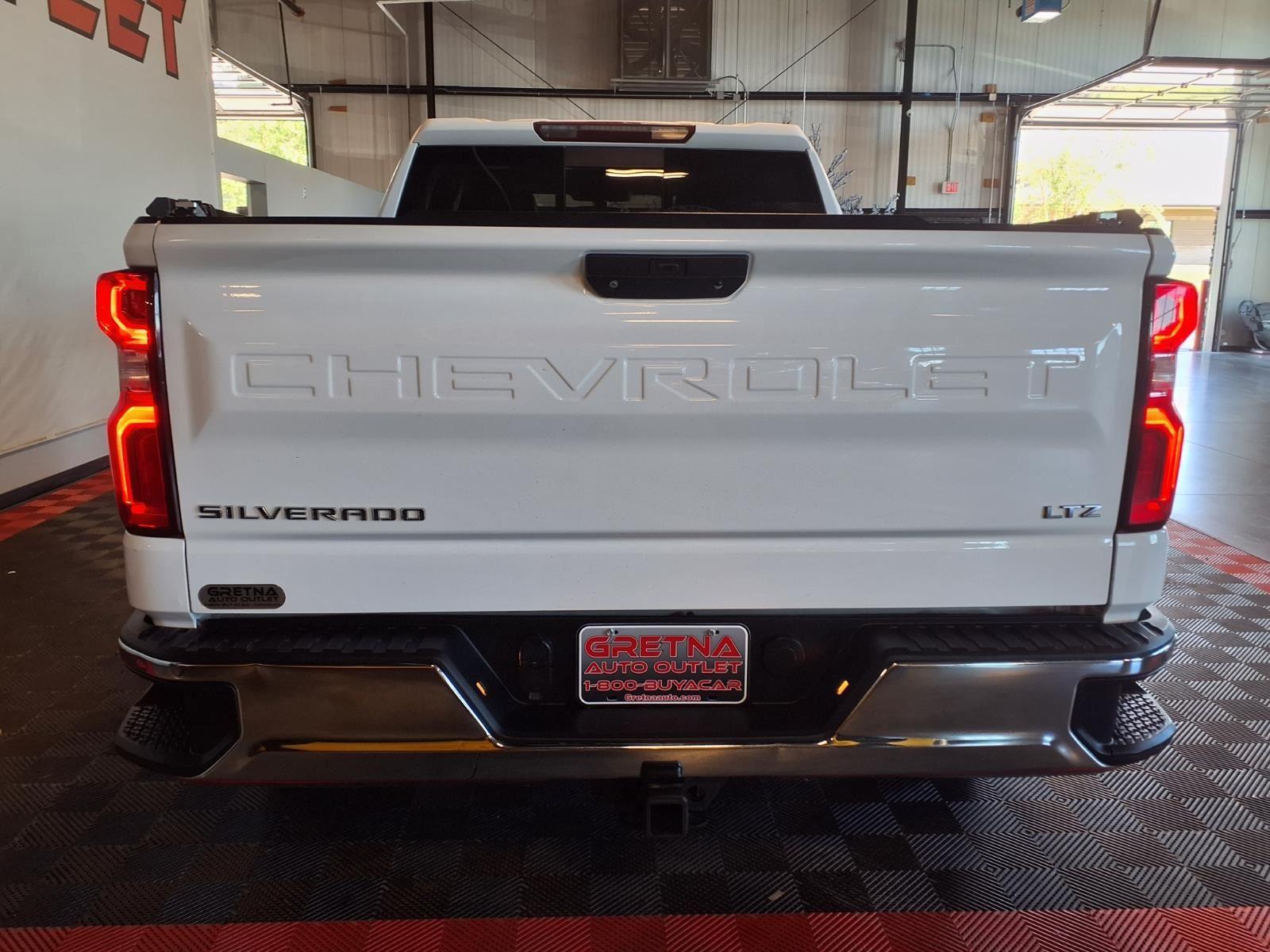 2020 Chevrolet Silverado 1500 LTZ - Summit White exterior view 5