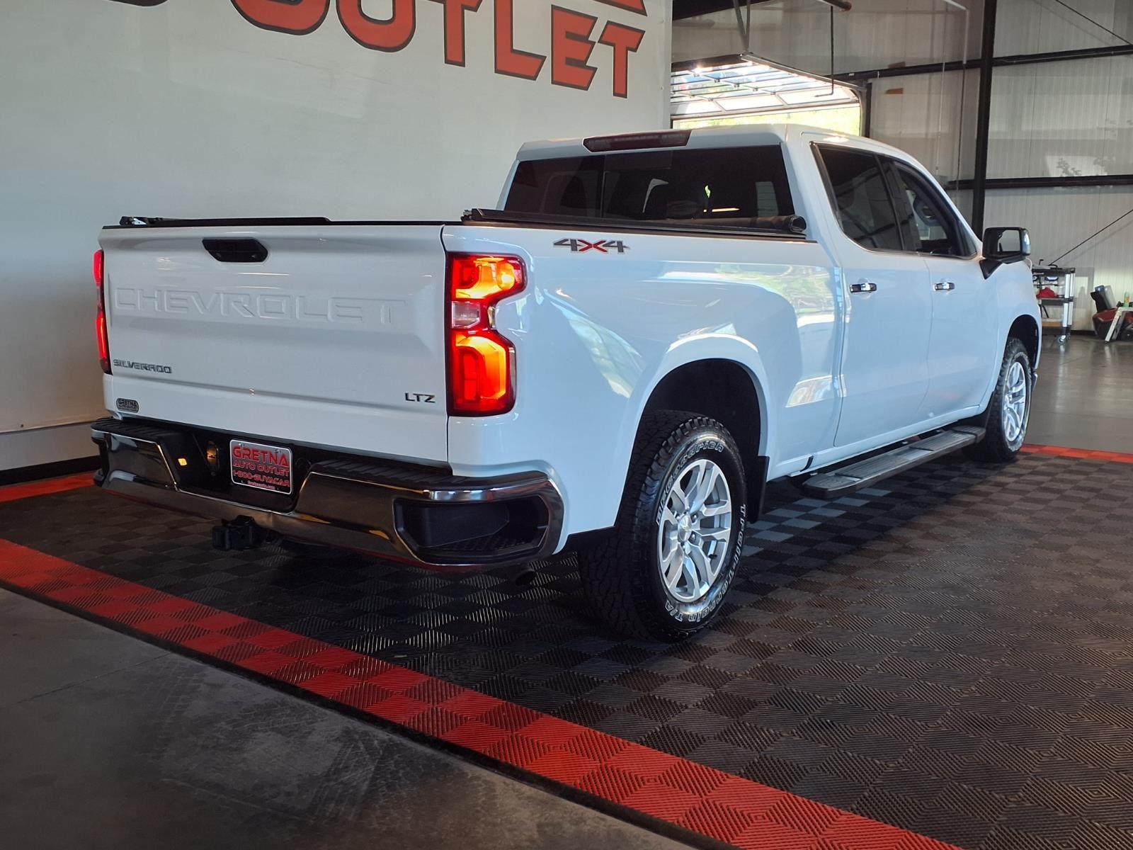 2020 Chevrolet Silverado 1500 LTZ - Summit White exterior view 7