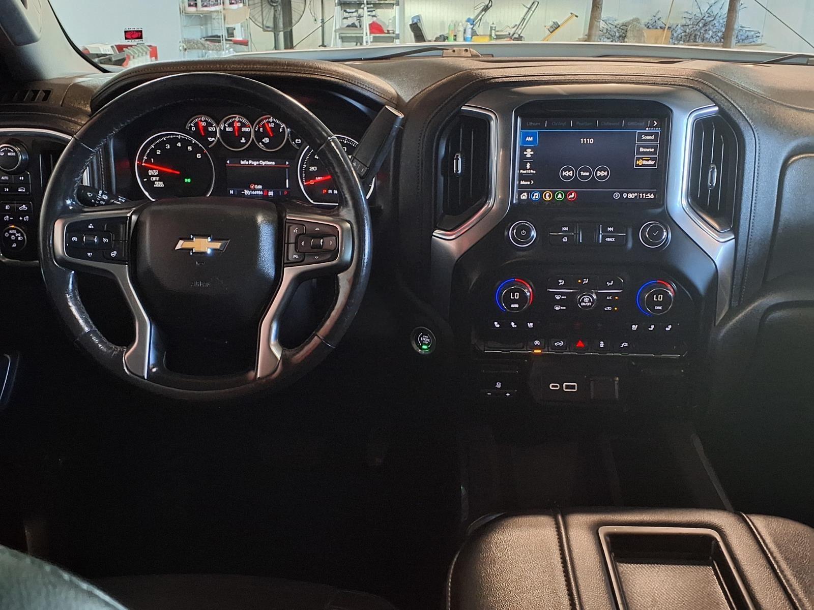 2020 Chevrolet Silverado 1500 LTZ - Summit White exterior view 17