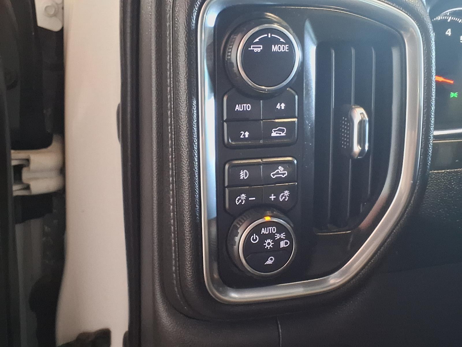 2020 Chevrolet Silverado 1500 LTZ - Summit White exterior view 20