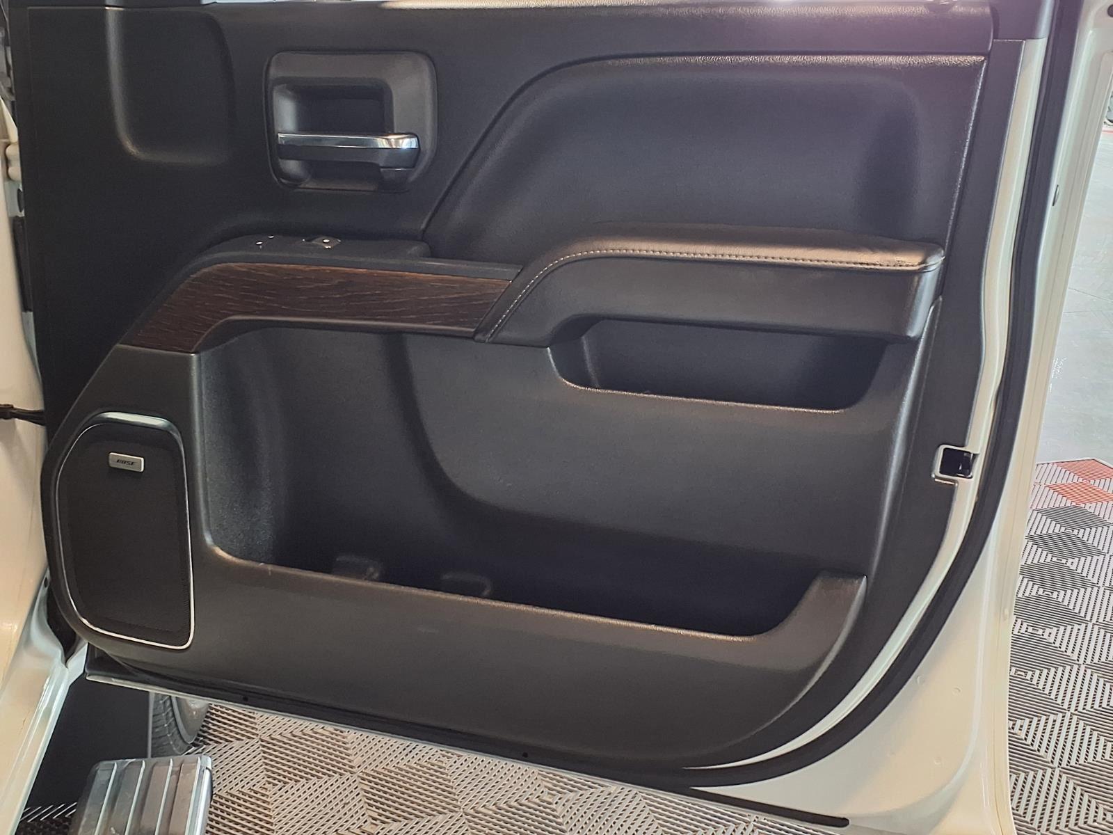 2017 GMC Sierra 1500 Denali - White Frost Tricoat exterior view 12