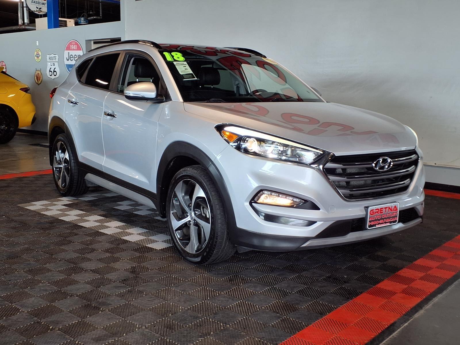 2018 Hyundai Tucson Limited - Molten Silver exterior view 2