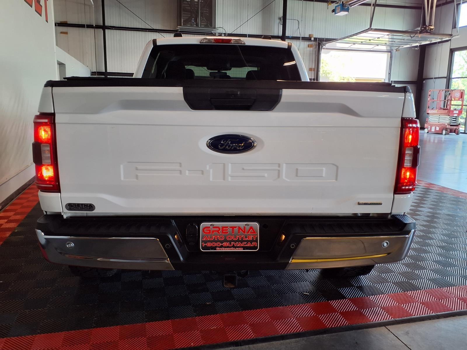 2021 Ford F-150 XLT - Oxford White exterior view 6