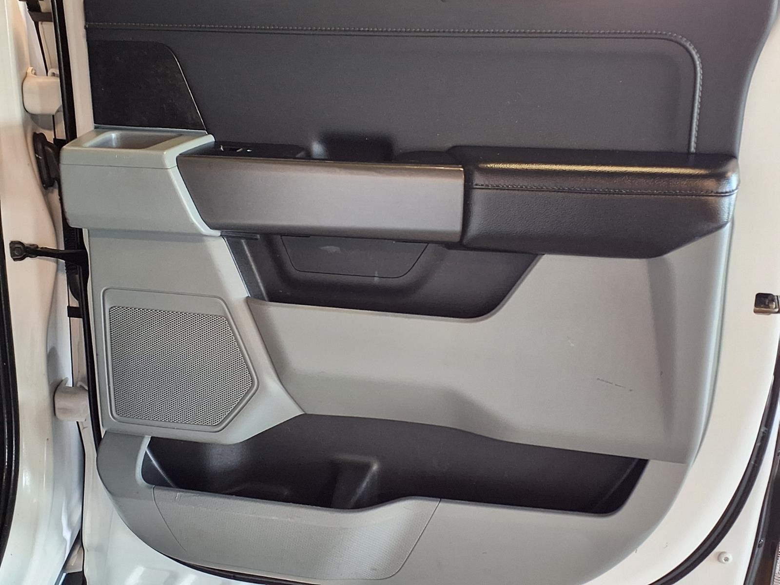 2021 Ford F-150 XLT - Oxford White exterior view 10