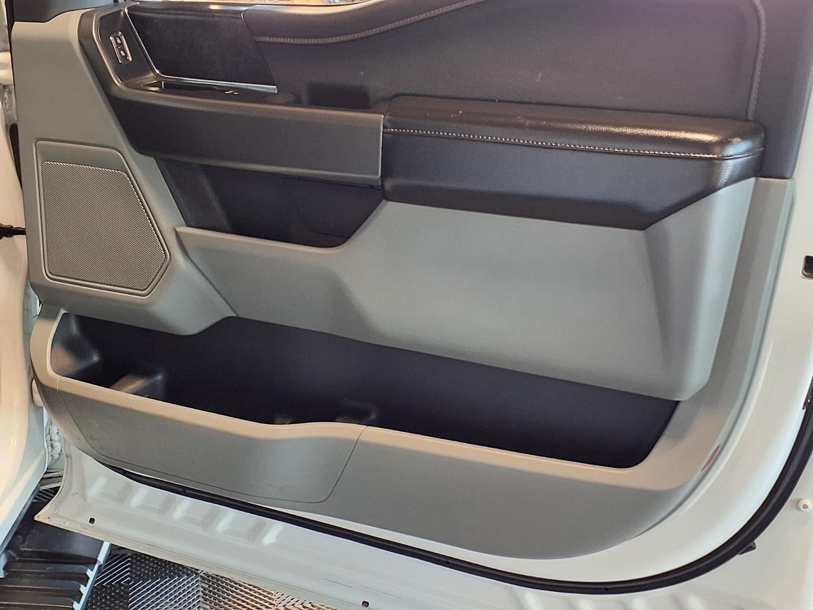2021 Ford F-150 XLT - Oxford White exterior view 12