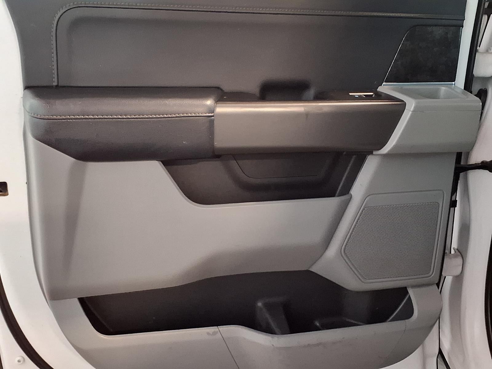2021 Ford F-150 XLT - Oxford White exterior view 14