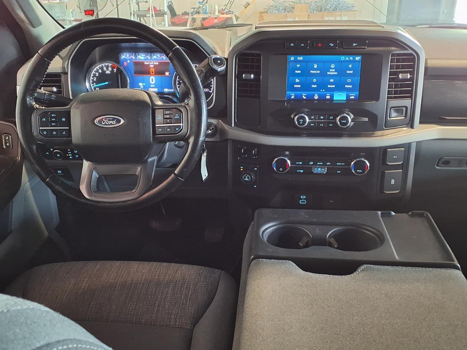 2021 Ford F-150 XLT - Oxford White exterior view 16