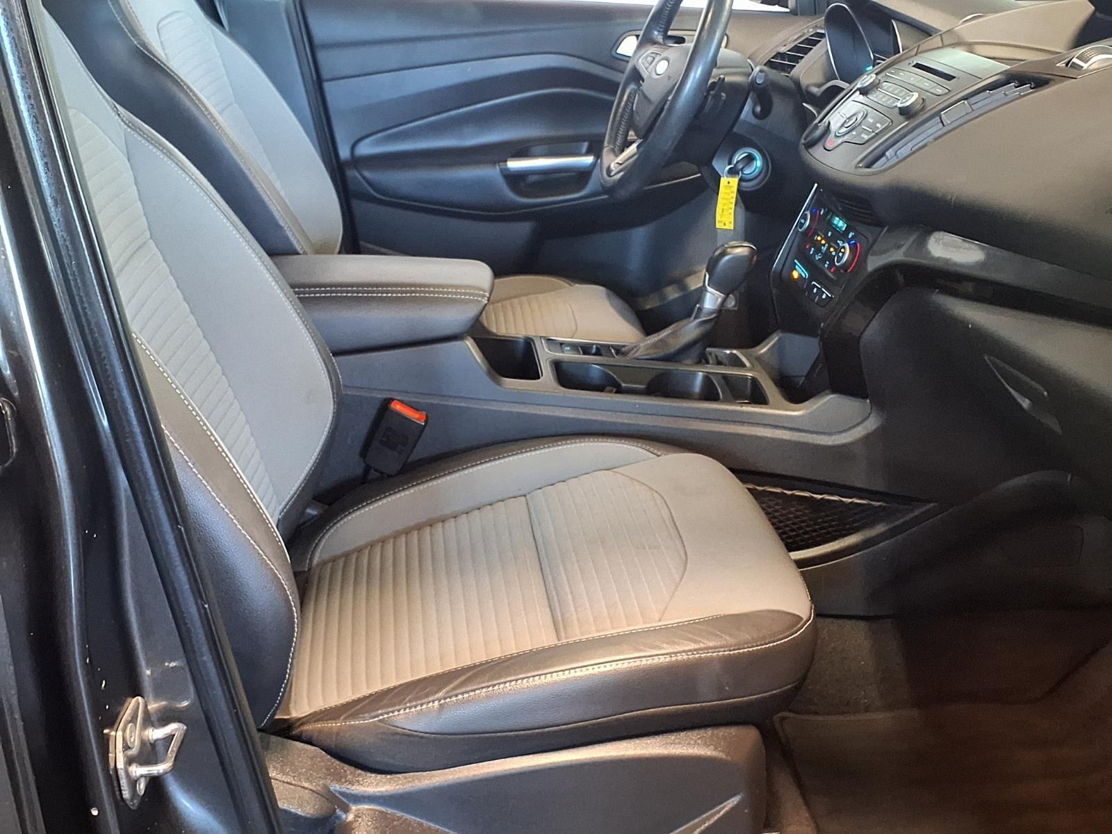 2018 FORD ESCAPE - GRAY exterior view 13