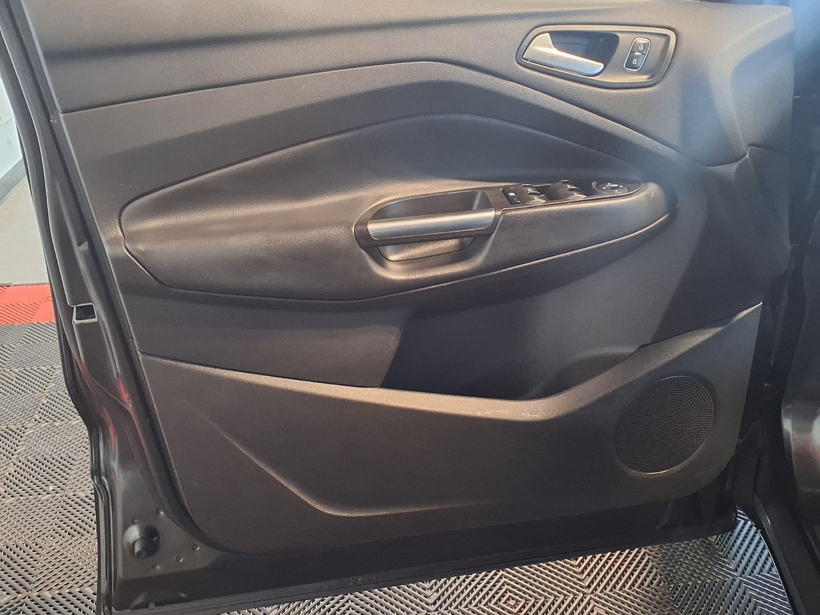 2018 FORD ESCAPE - GRAY exterior view 17