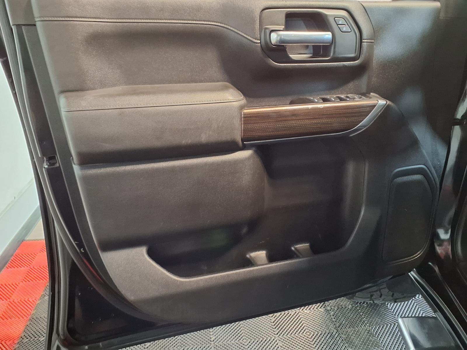 2022 Chevrolet Silverado 2500HD LT - BLACK exterior view 18