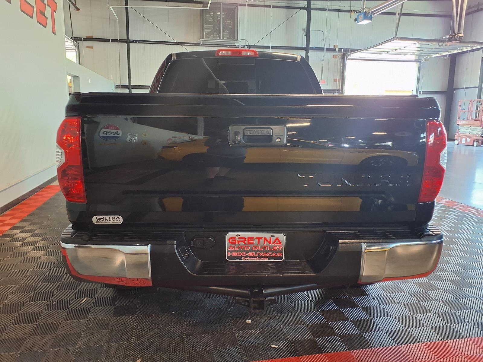 2014 TOYOTA TUNDRA - Black exterior view 5